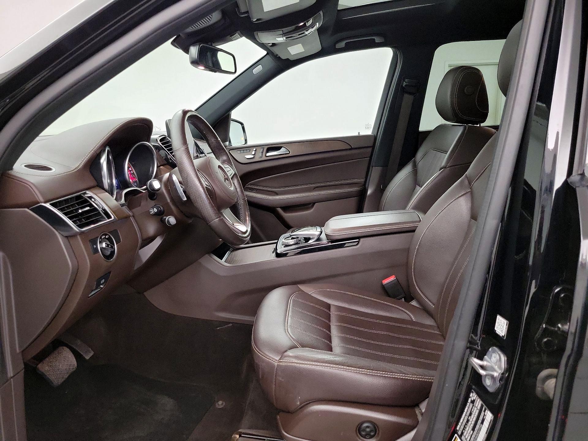 Thumbnail: 2019 Mercedes-Benz GLS - 11