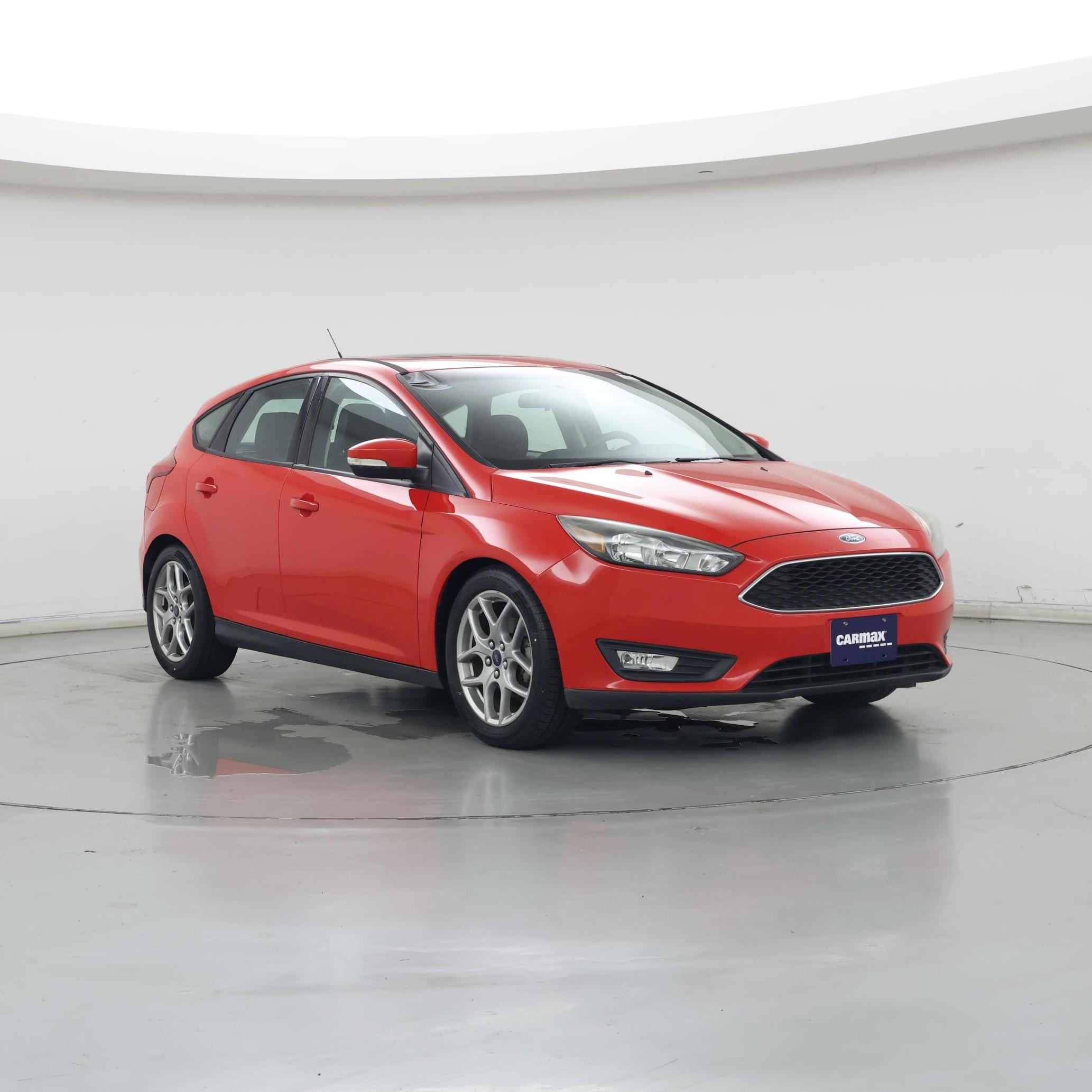 Red 2015 Ford Focus Hatchback Front-Wheel Drive Automatic