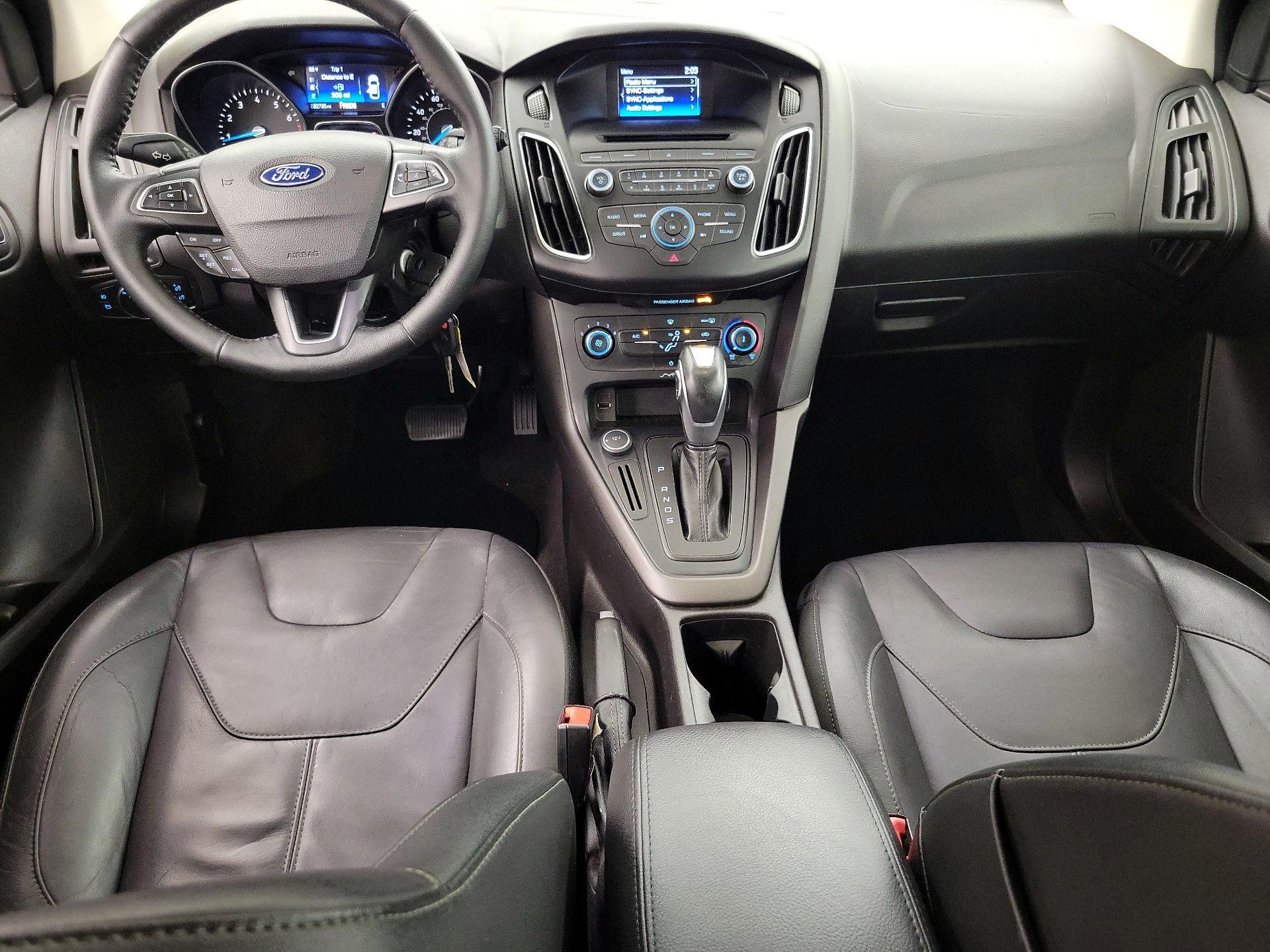Thumbnail: 2015 Ford Focus - 9