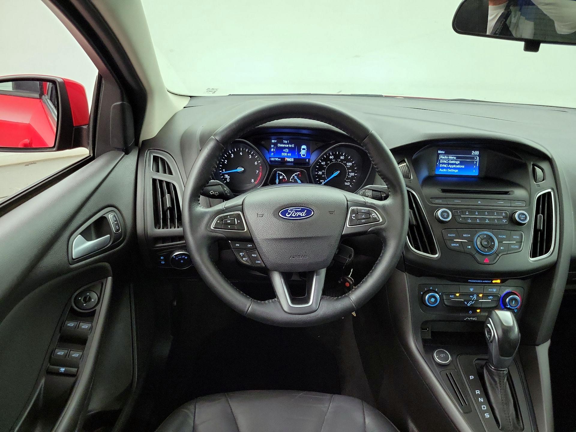 Thumbnail: 2015 Ford Focus - 10