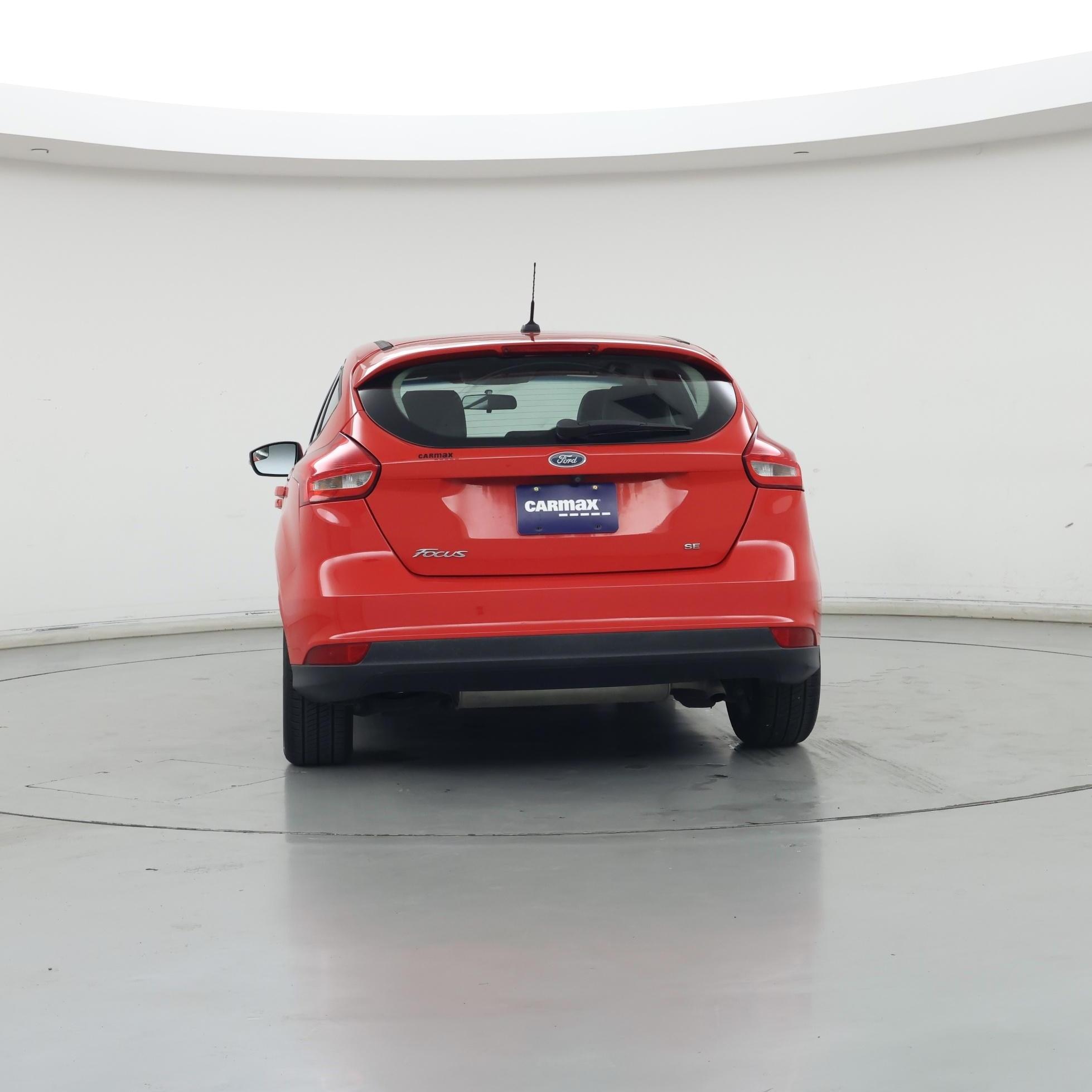 Thumbnail: 2015 Ford Focus - 6