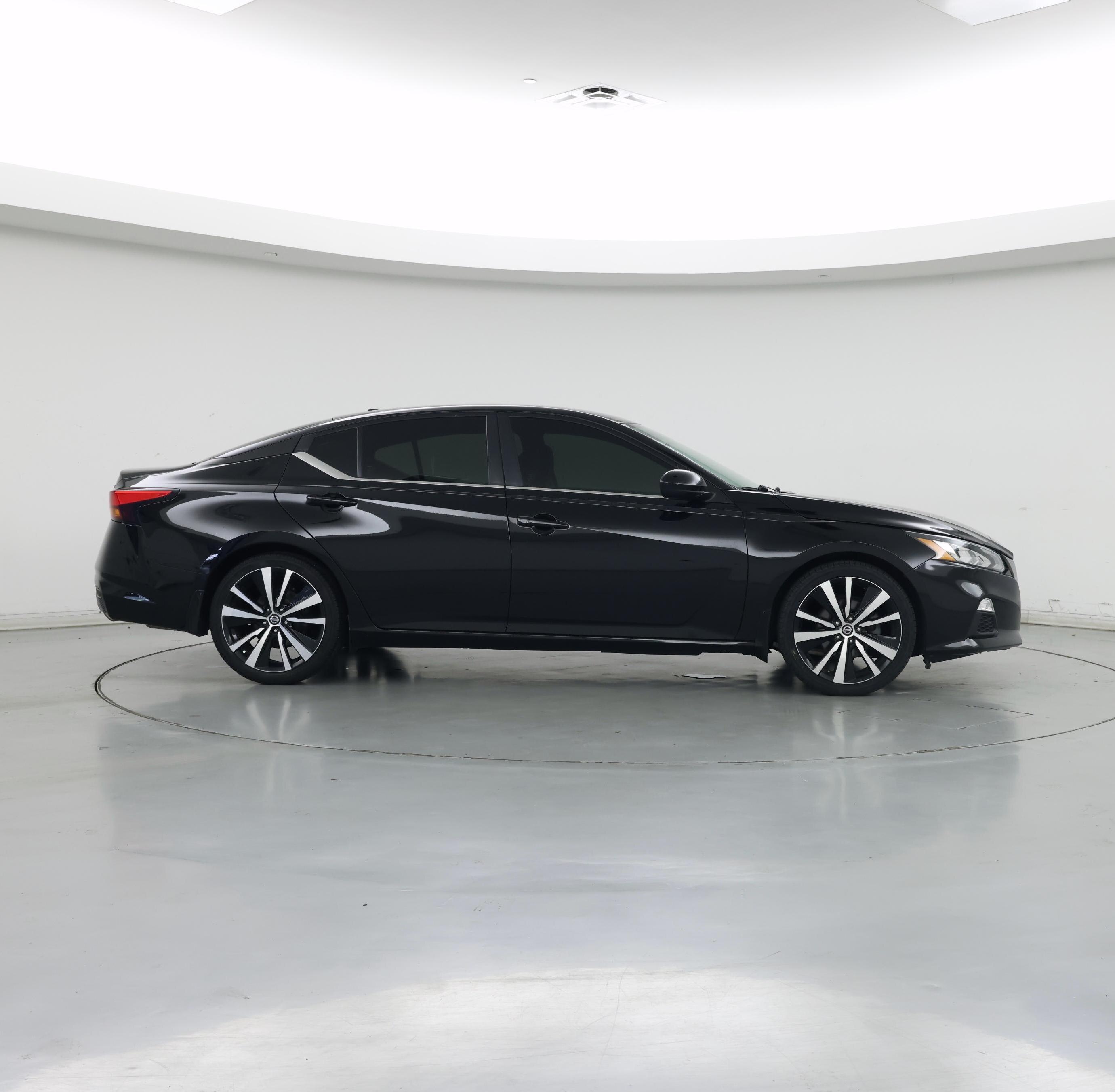 Thumbnail: 2020 Nissan Altima - 7