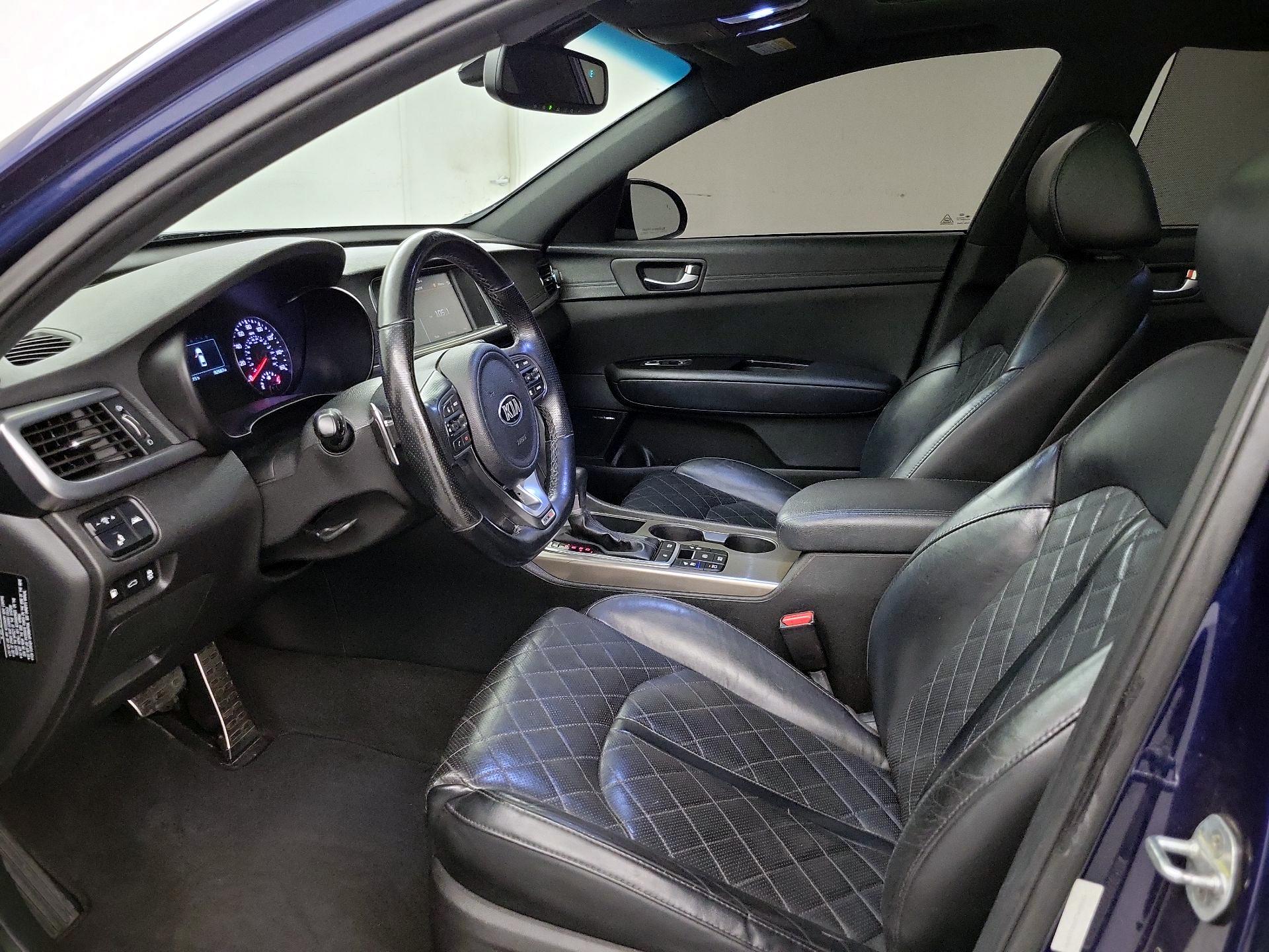 Thumbnail: 2016 Kia Optima - 11