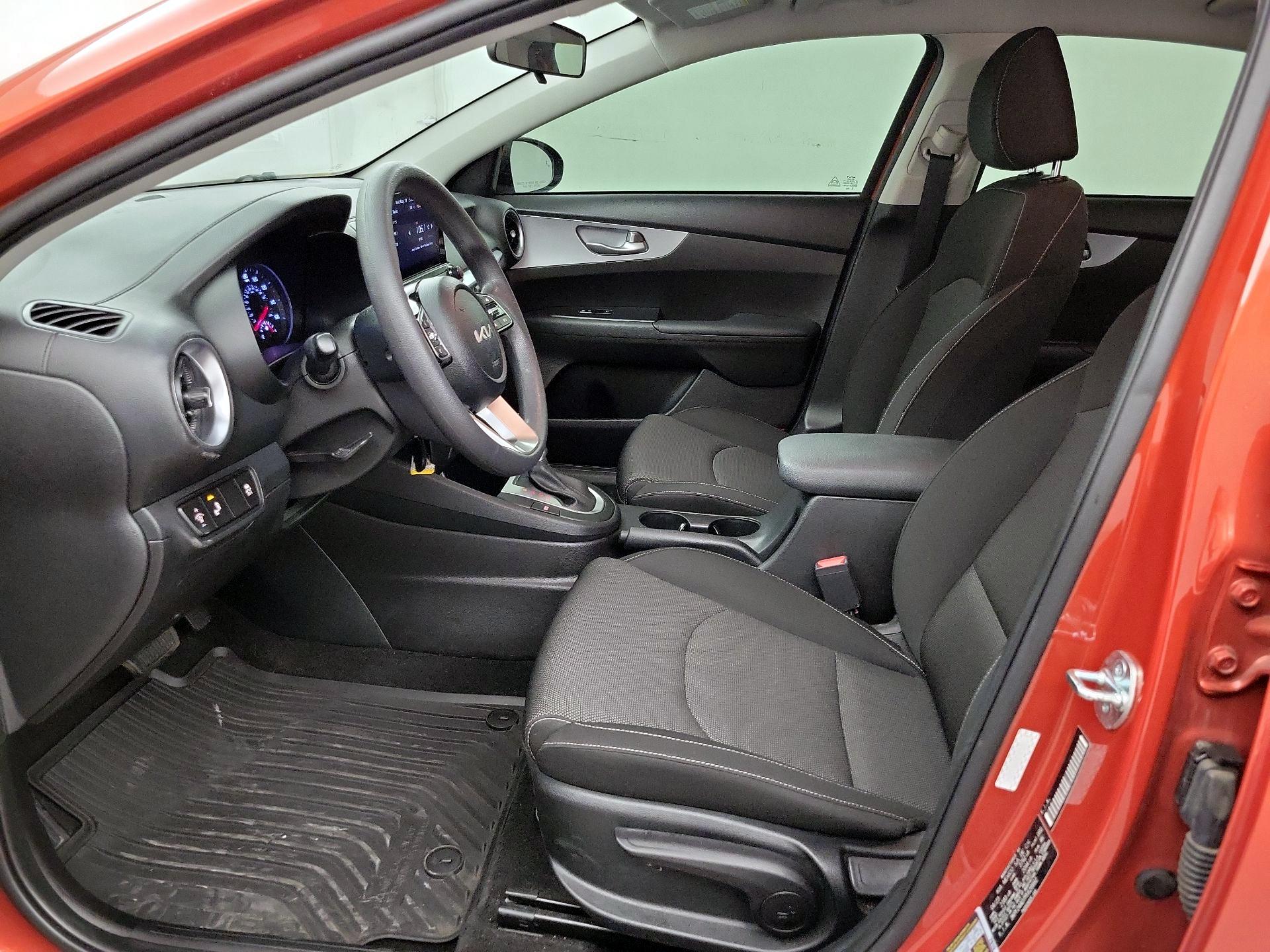 Thumbnail: 2023 Kia Forte - 11