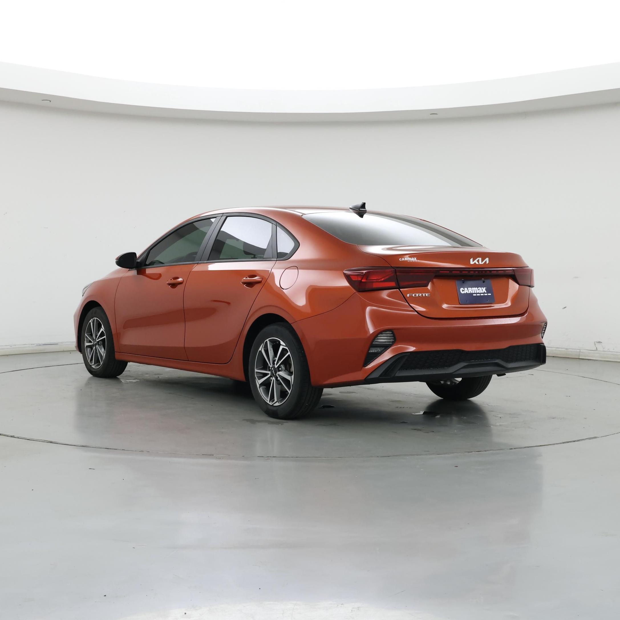 Thumbnail: 2023 Kia Forte - 2