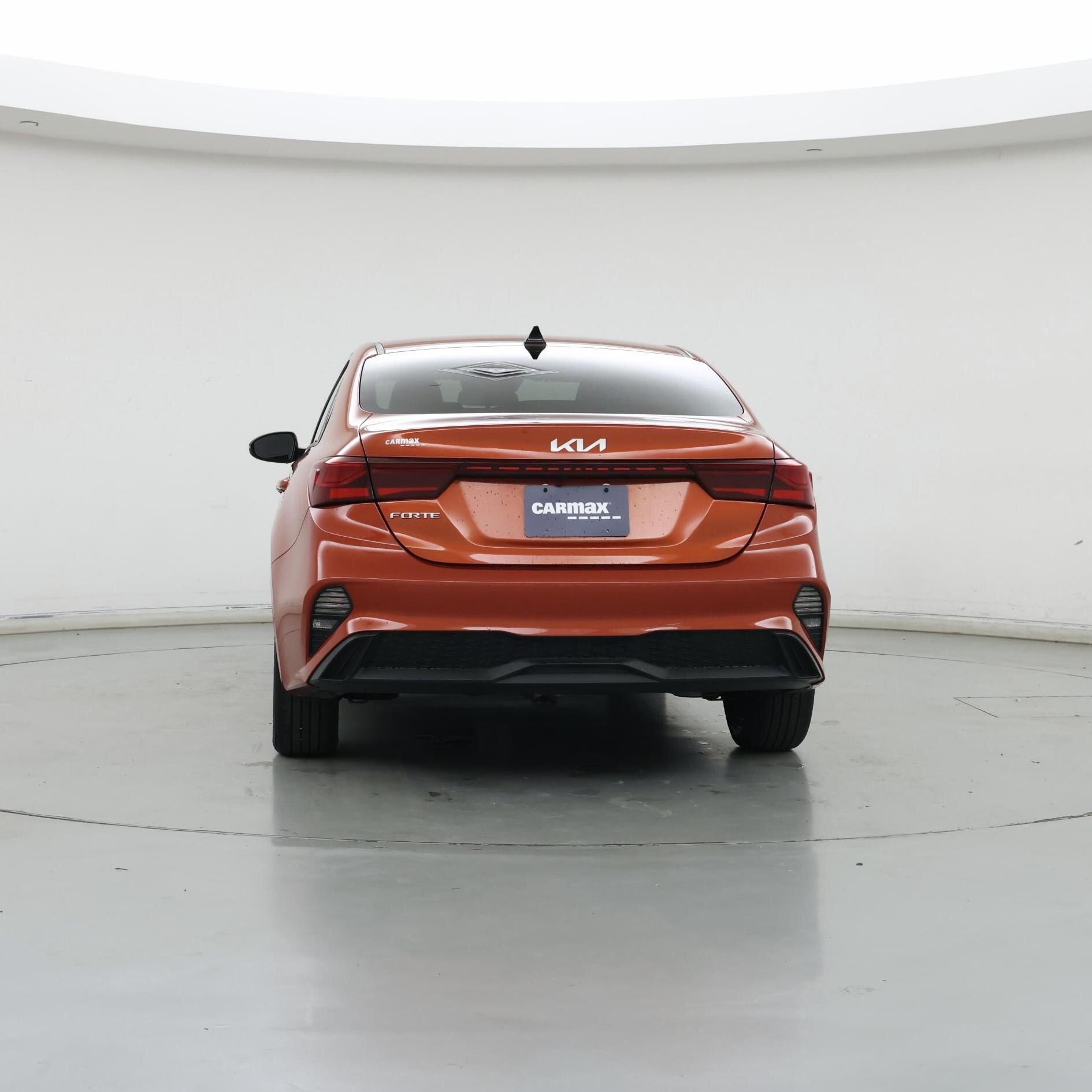 Thumbnail: 2023 Kia Forte - 6