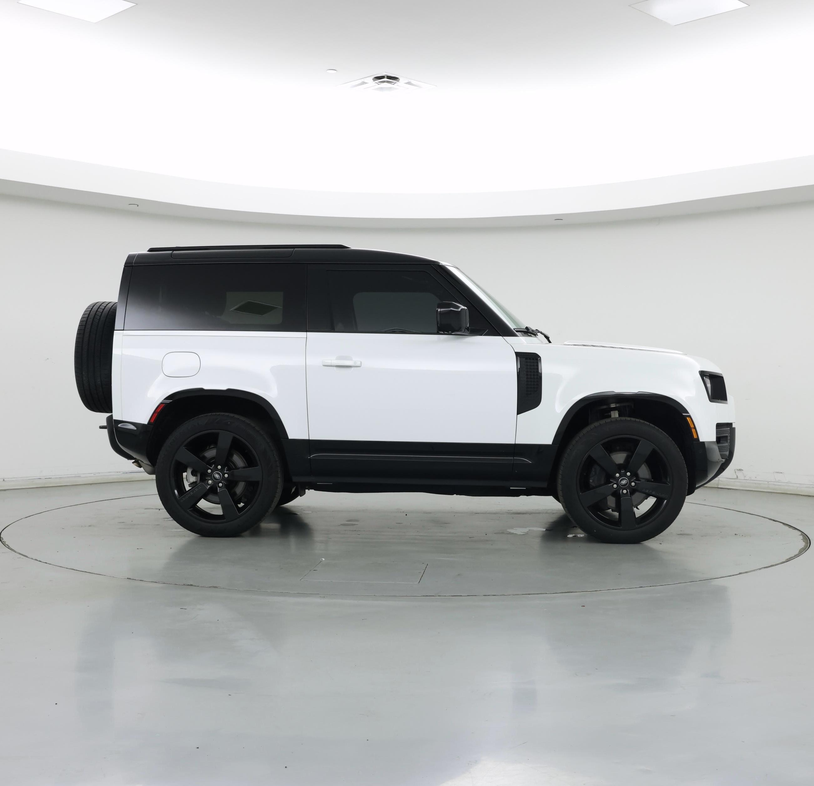 Thumbnail: 2024 Land Rover Defender - 7
