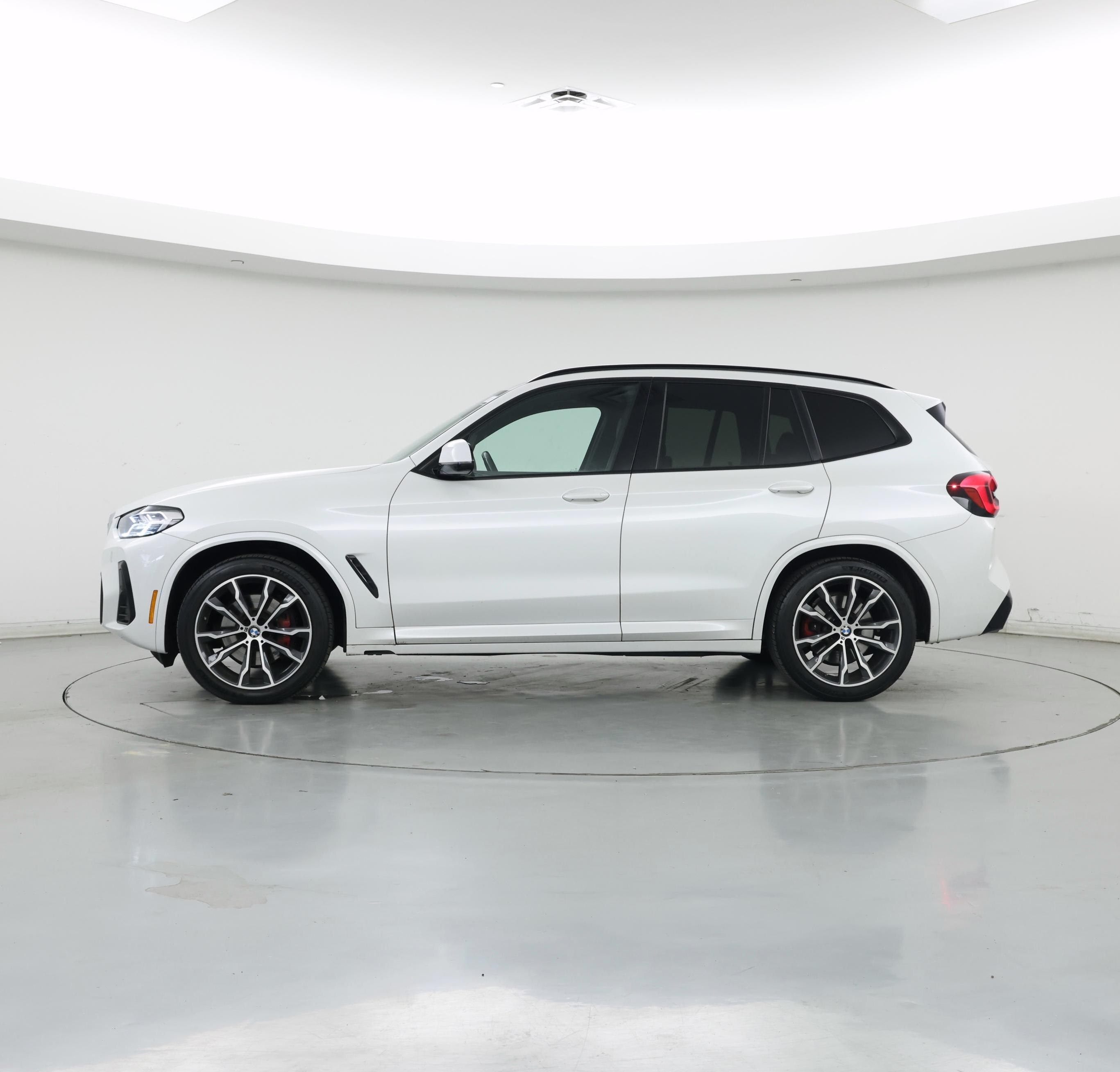 Thumbnail: 2022 BMW X3 - 3