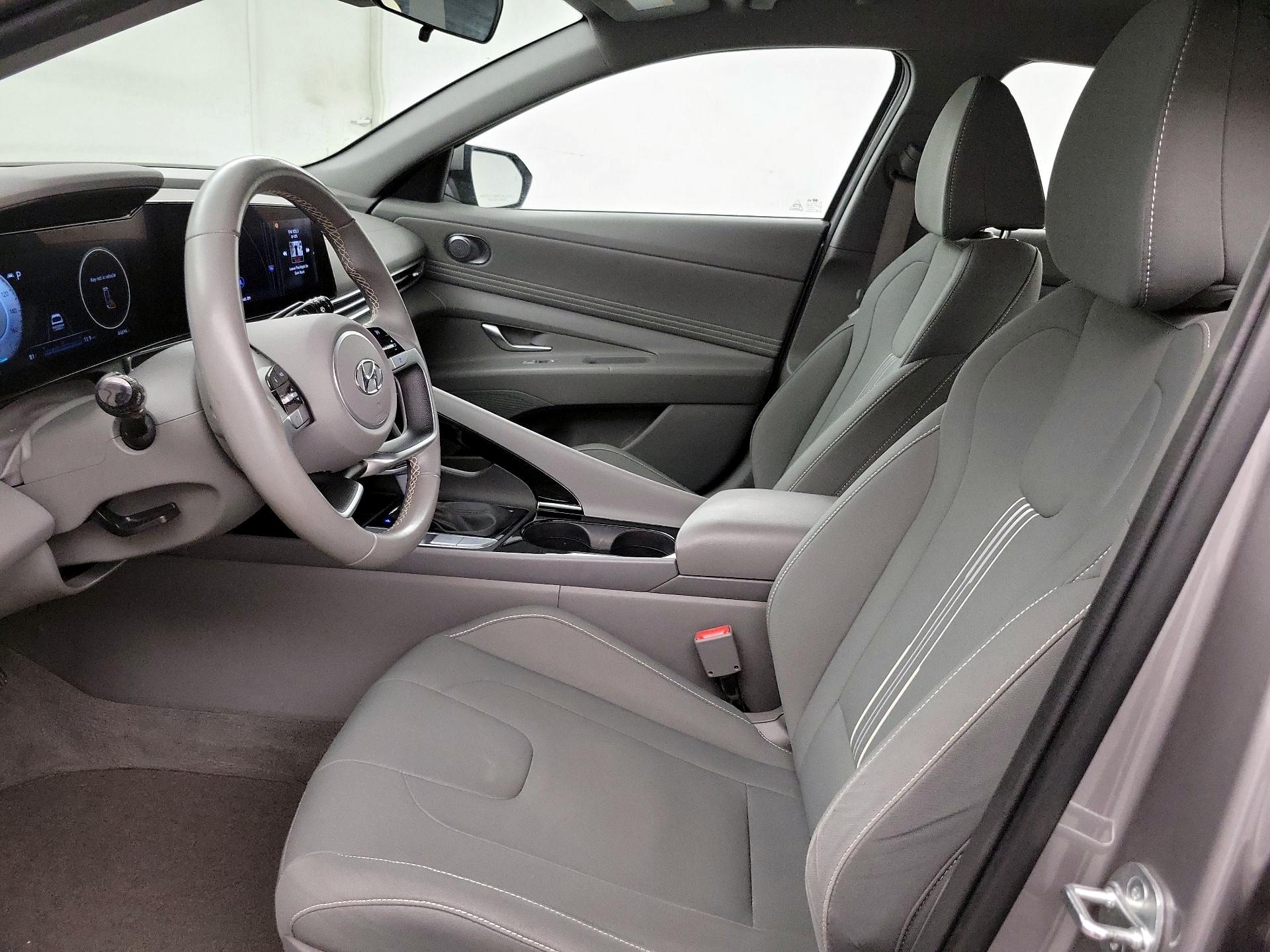 Thumbnail: 2023 Hyundai Elantra - 11