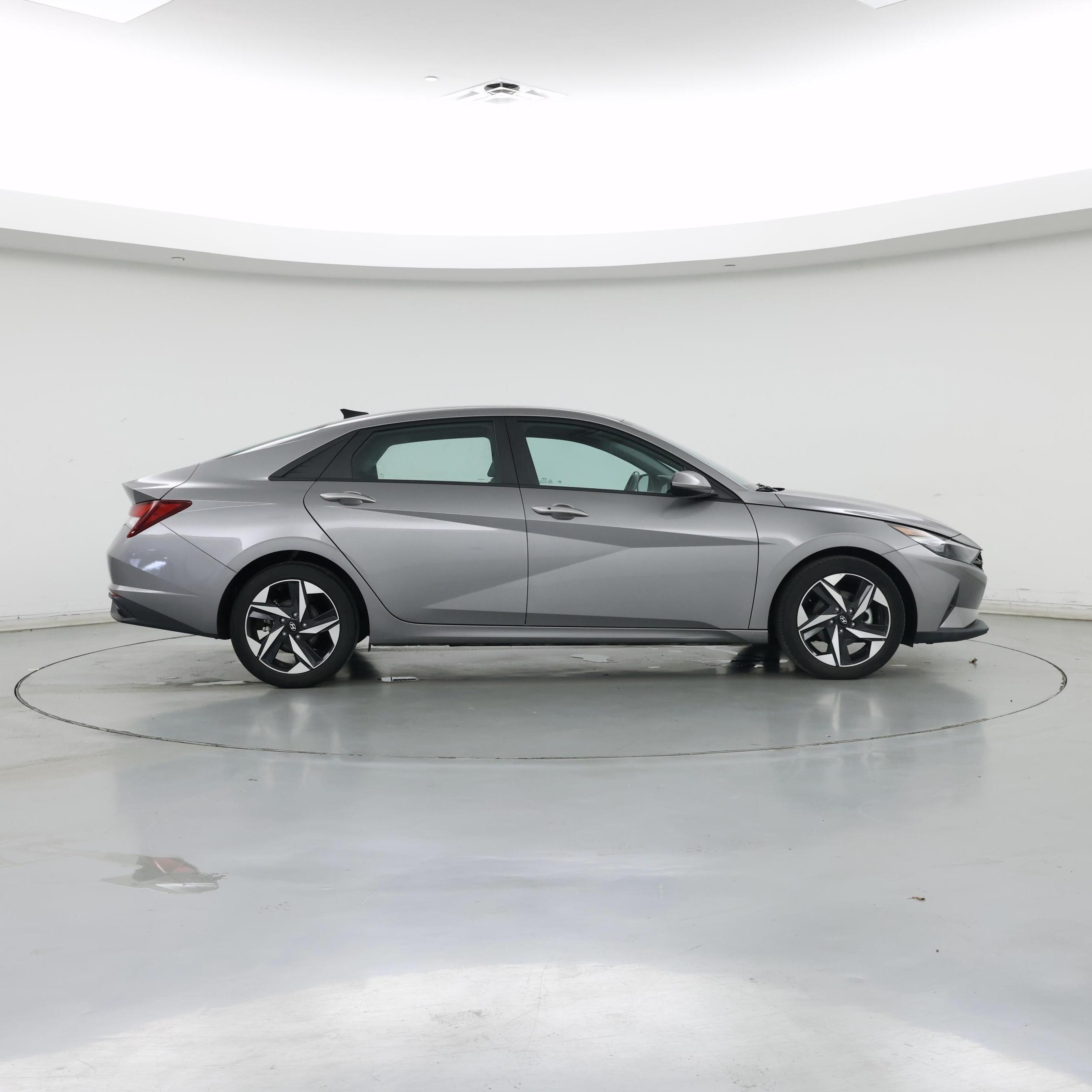 Thumbnail: 2023 Hyundai Elantra - 7