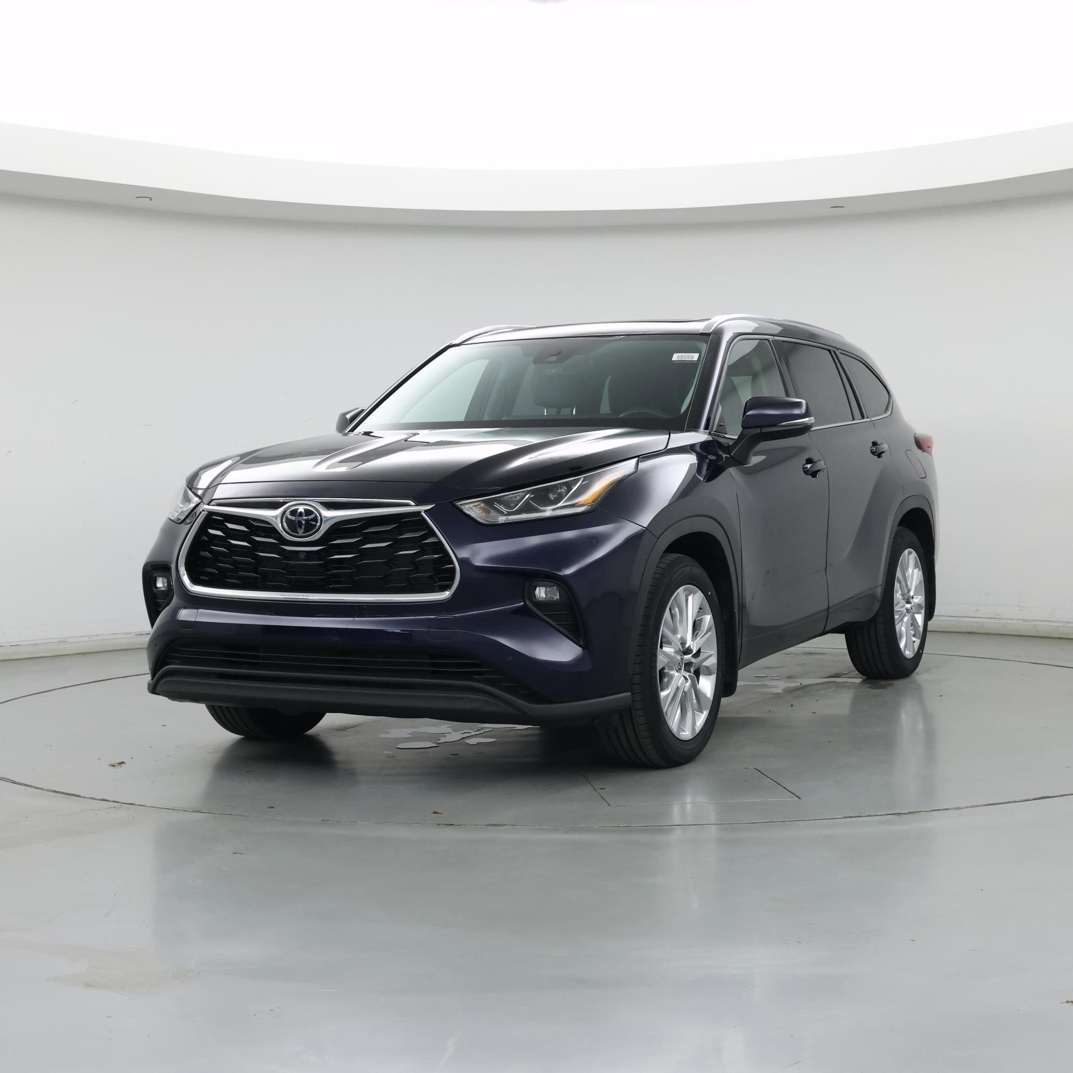 Thumbnail: 2022 Toyota Highlander - 4
