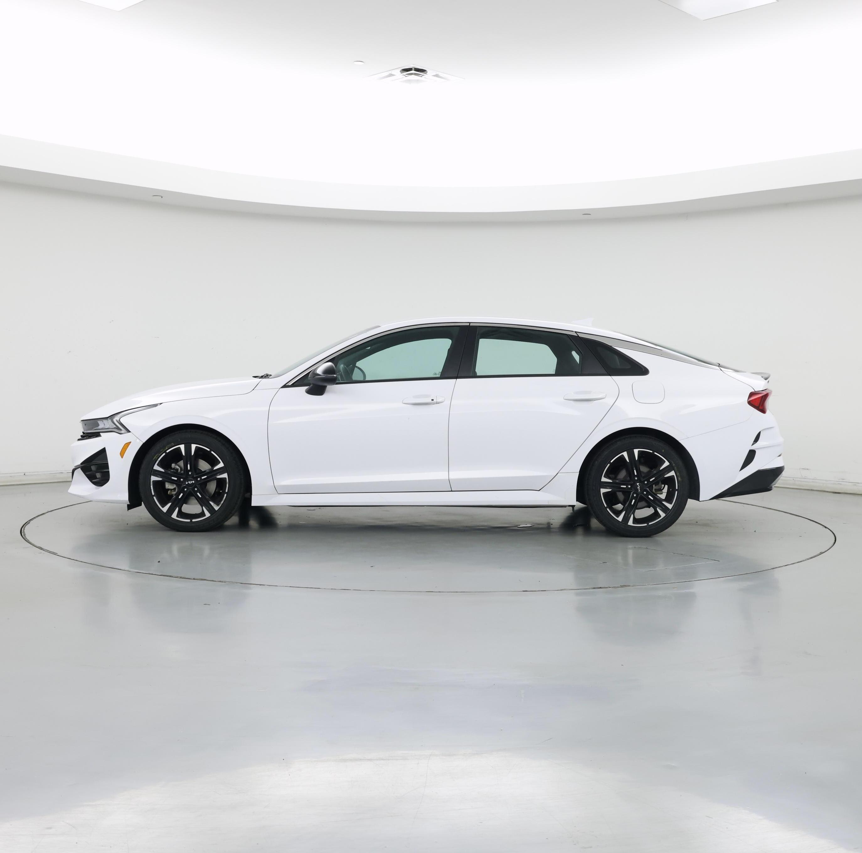 Thumbnail: 2022 Kia K5 - 3