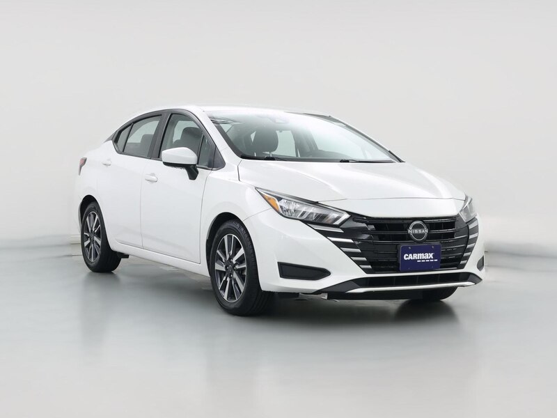 2023 Nissan Versa SV