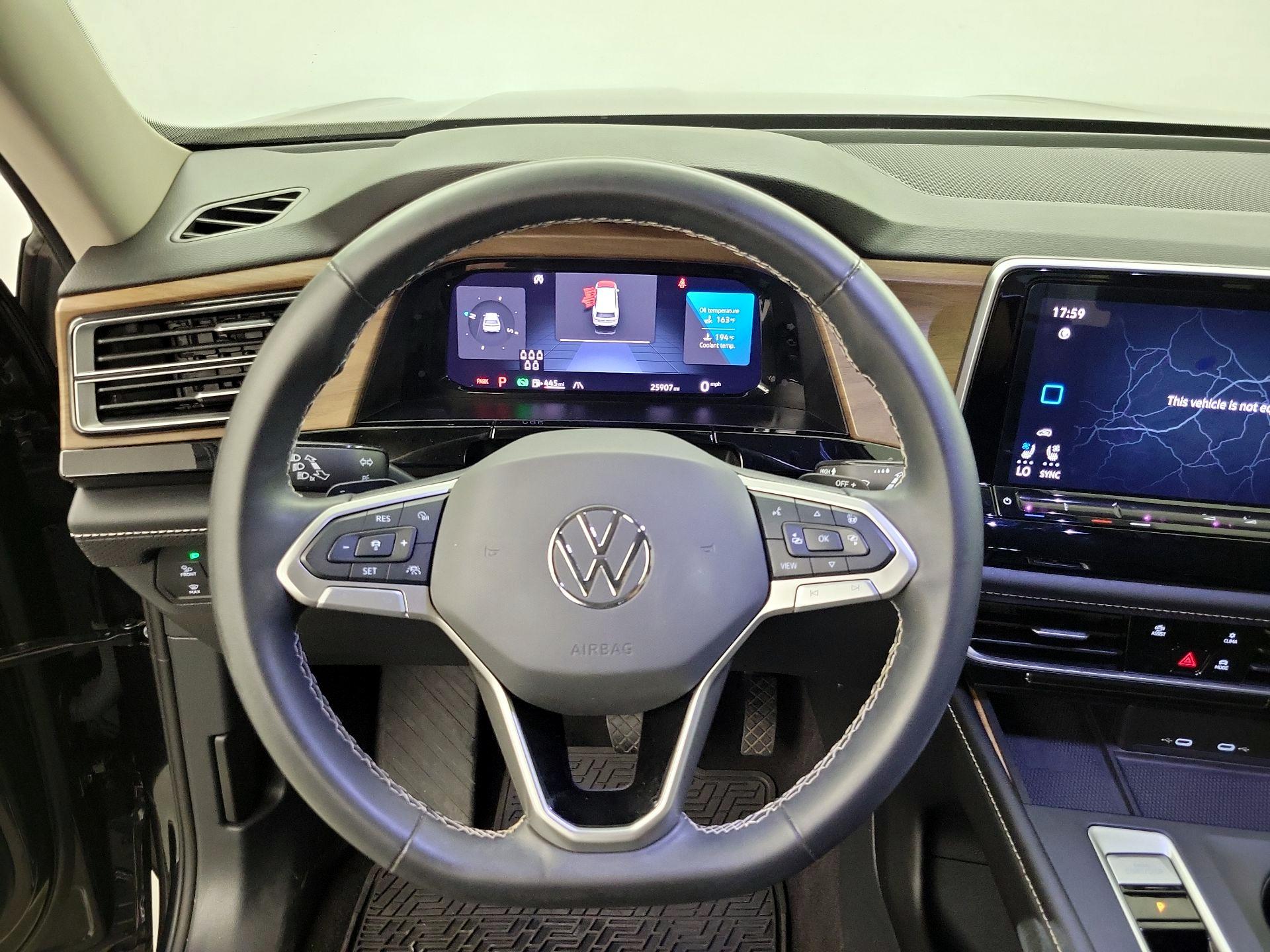Thumbnail: 2024 Volkswagen Atlas - 10