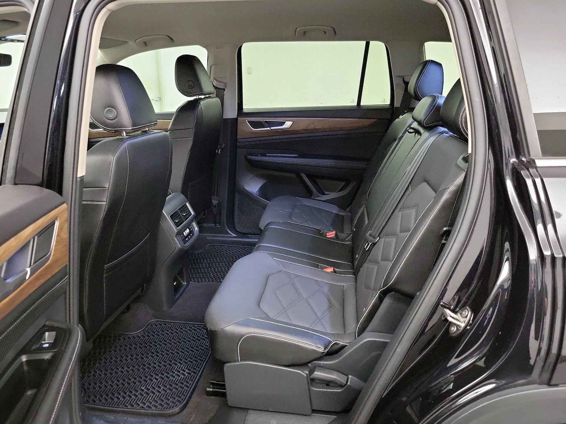 Thumbnail: 2024 Volkswagen Atlas - 19