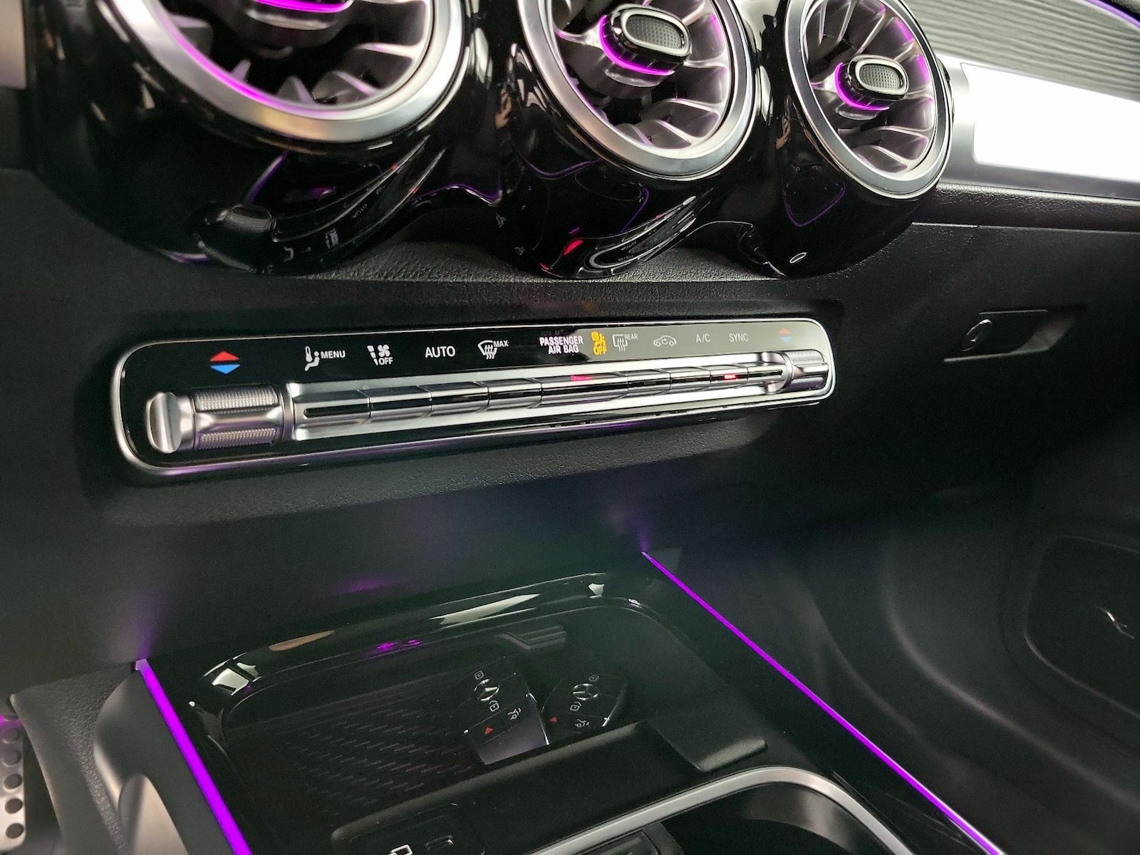 2023 Mercedes-Benz GLB Base - Photo 17