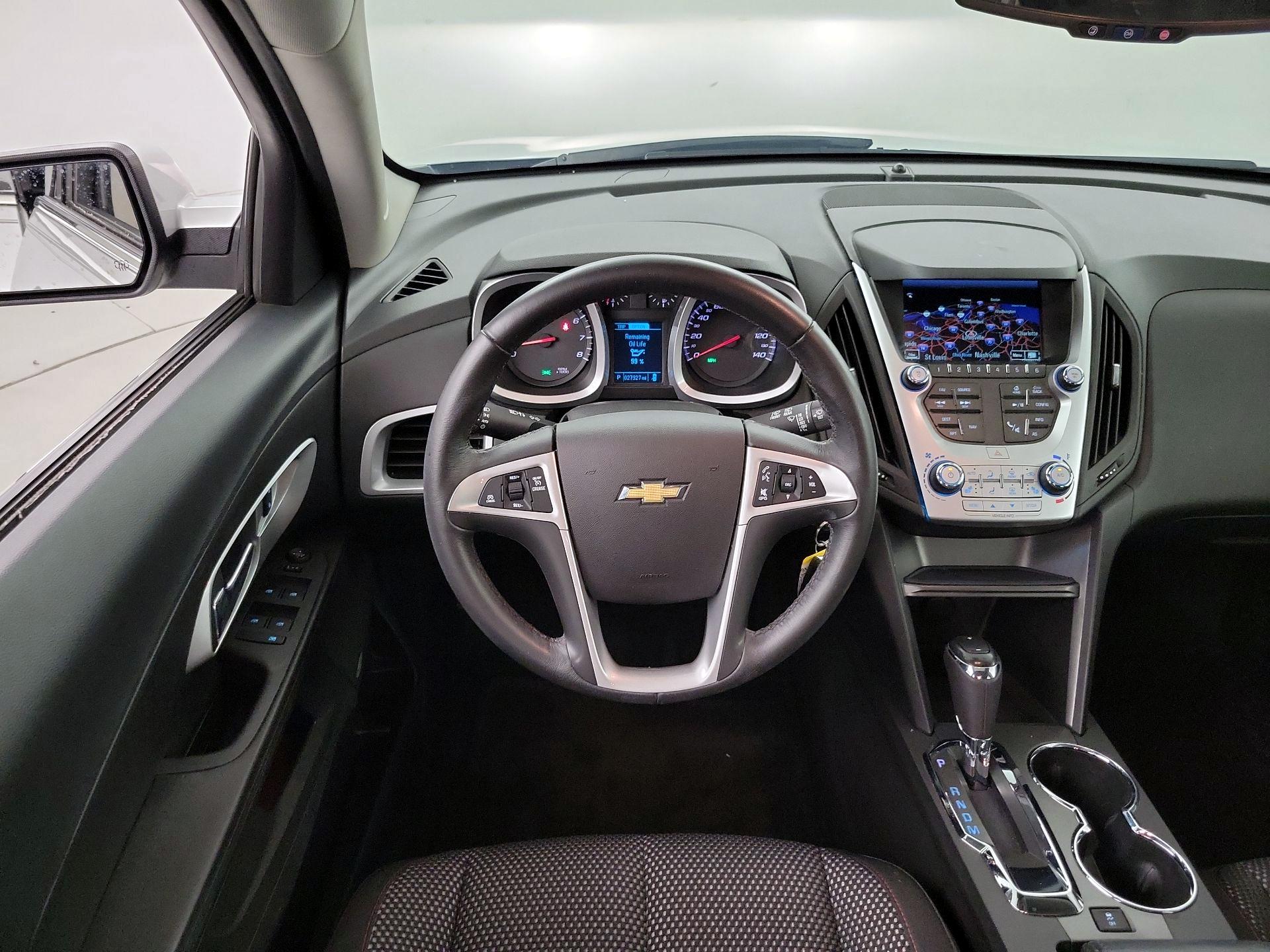 Thumbnail: 2017 Chevrolet Equinox - 10