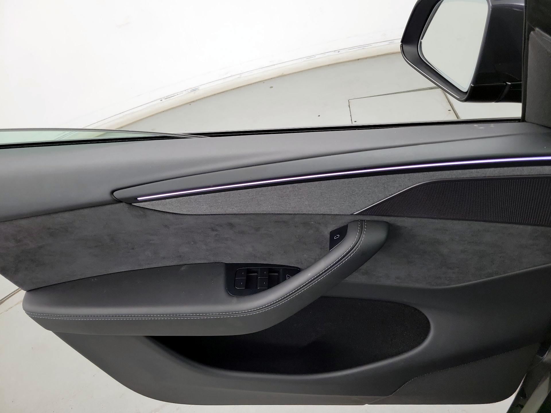 Thumbnail: 2026 Tesla Model Y - 12