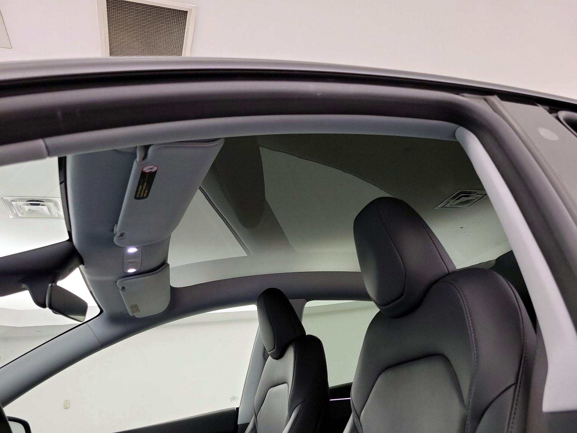 Thumbnail: 2026 Tesla Model Y - 19