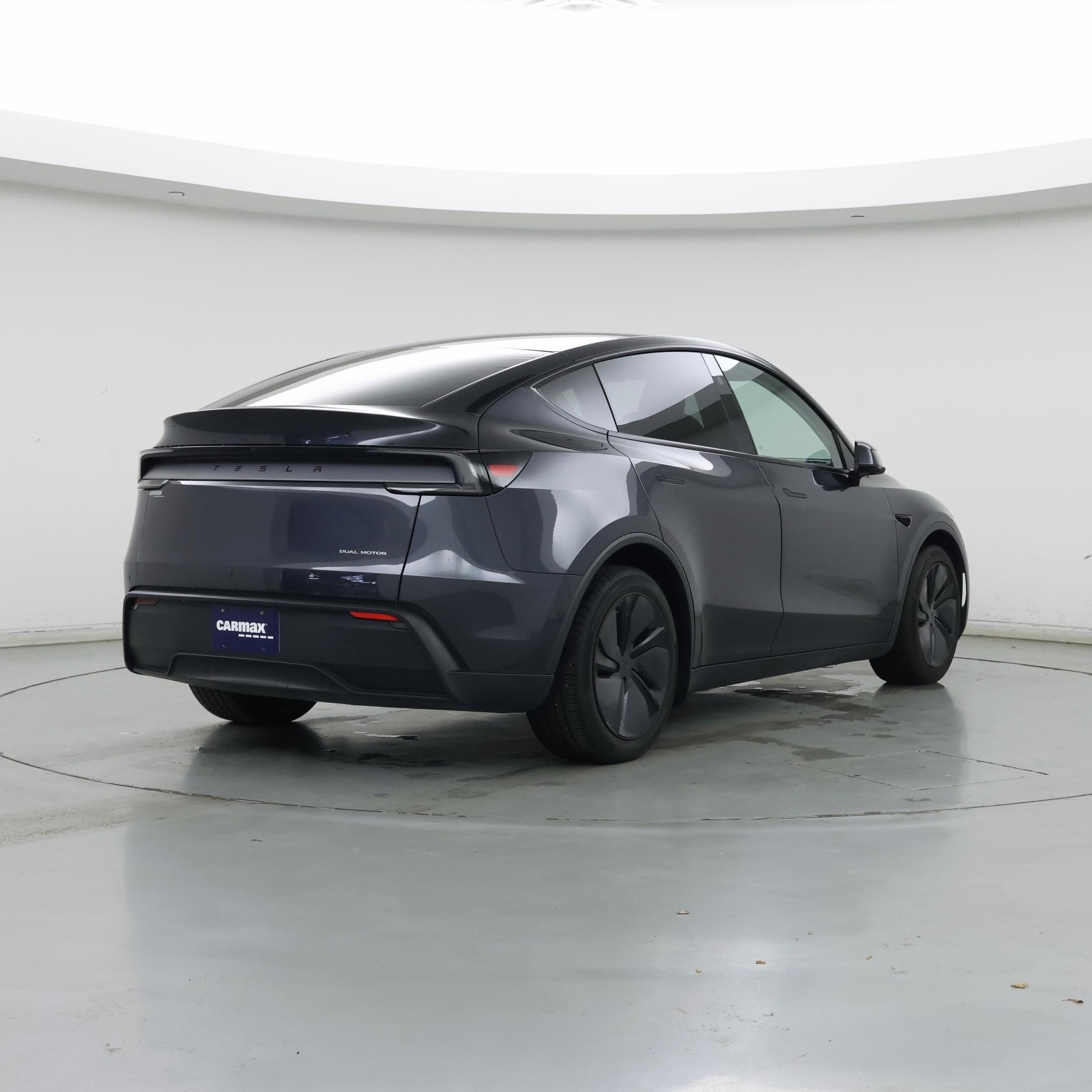 Thumbnail: 2026 Tesla Model Y - 8