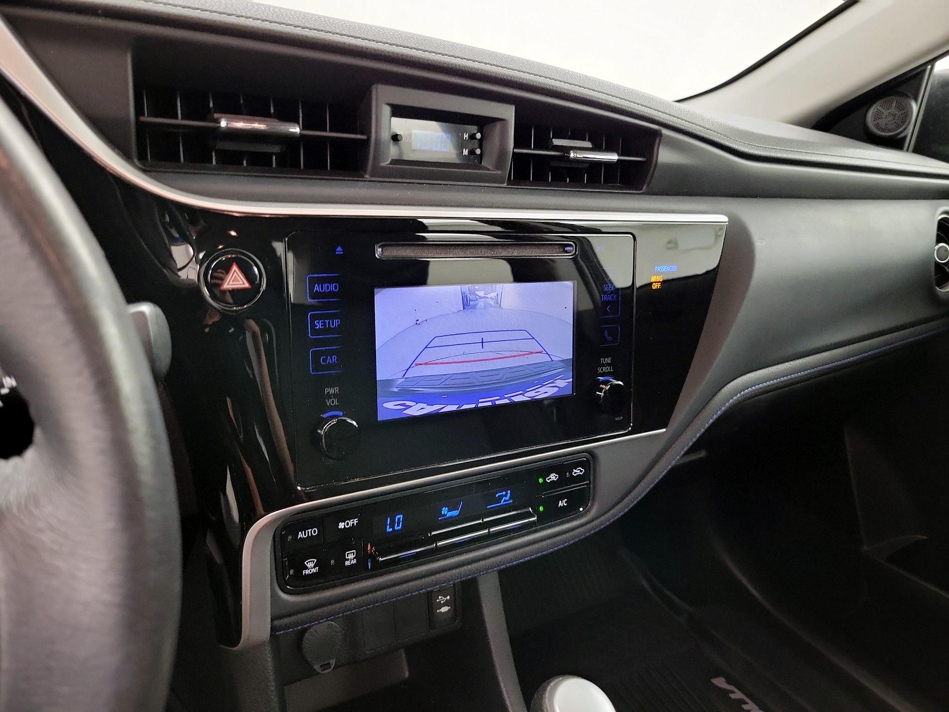 Thumbnail: 2018 Toyota Corolla - 14