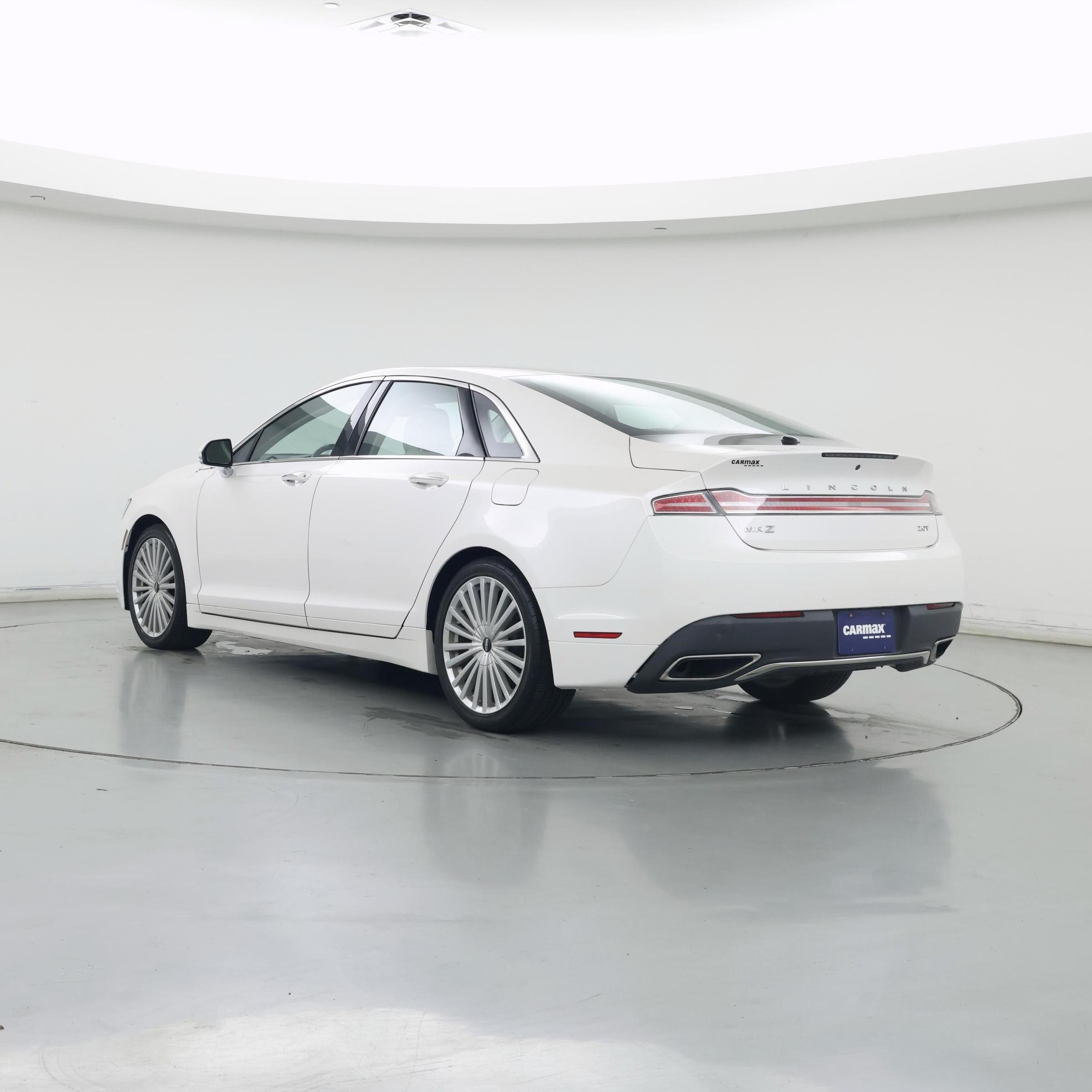 Thumbnail: 2017 Lincoln MKZ - 2