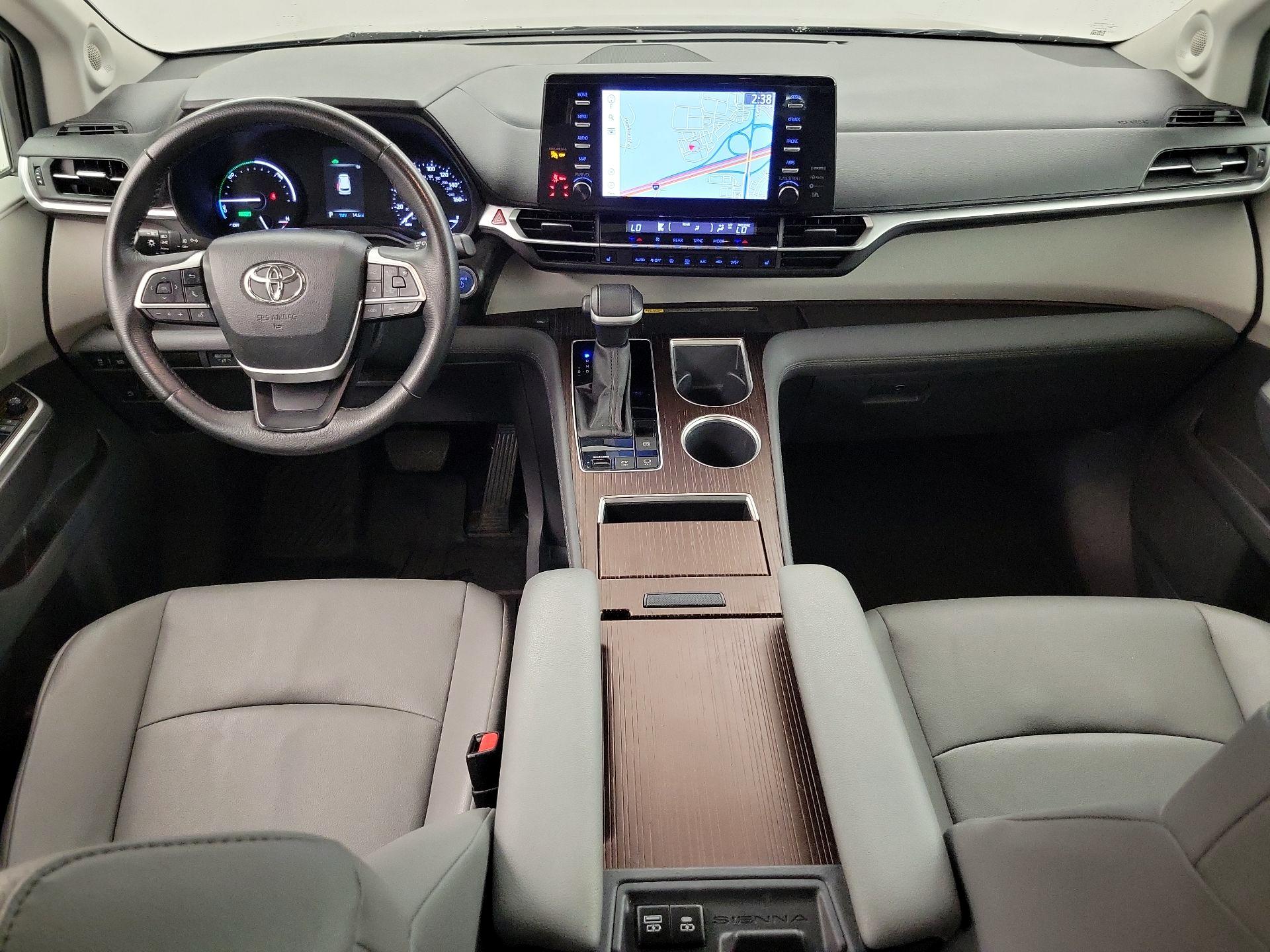 Thumbnail: 2024 Toyota Sienna - 9
