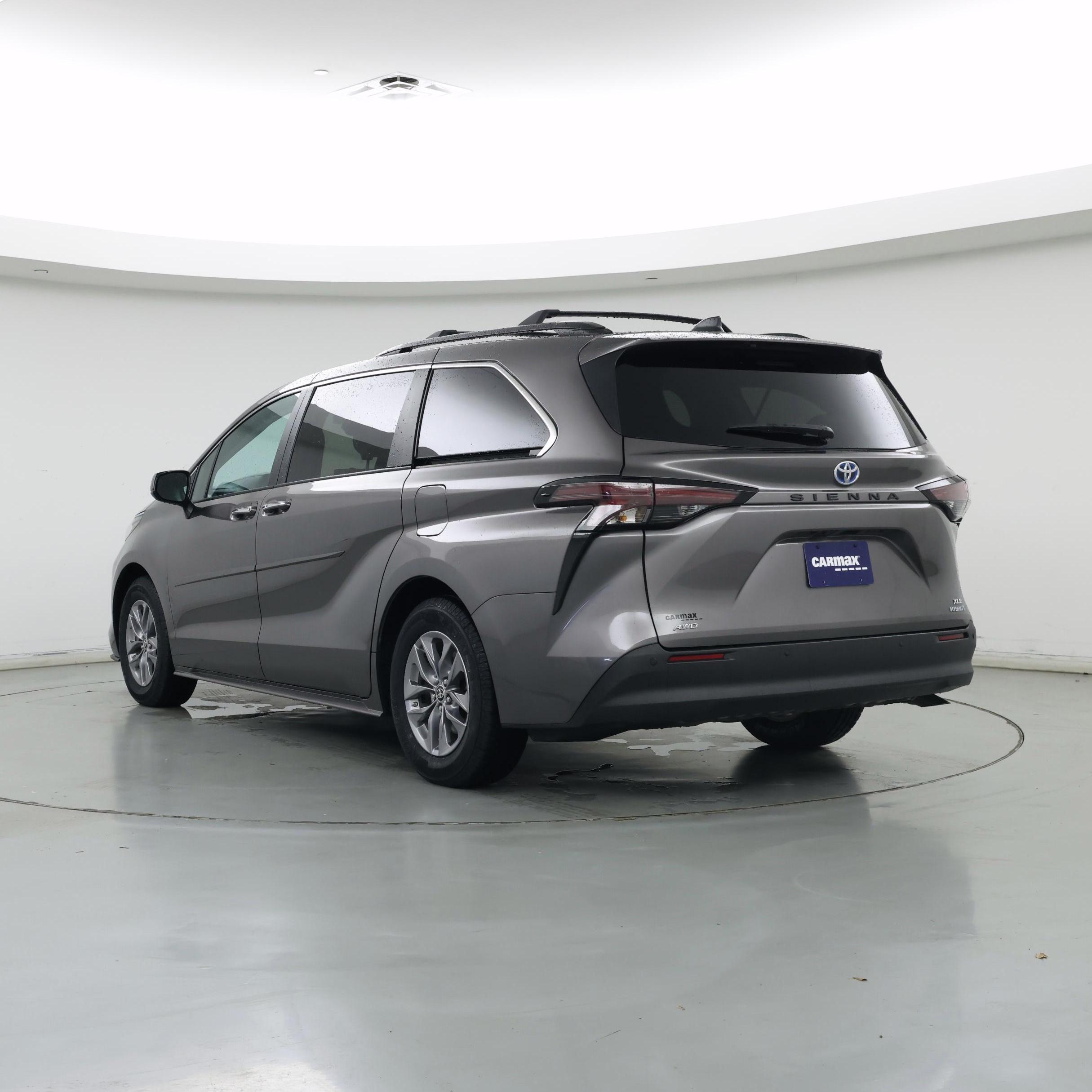 Thumbnail: 2024 Toyota Sienna - 2