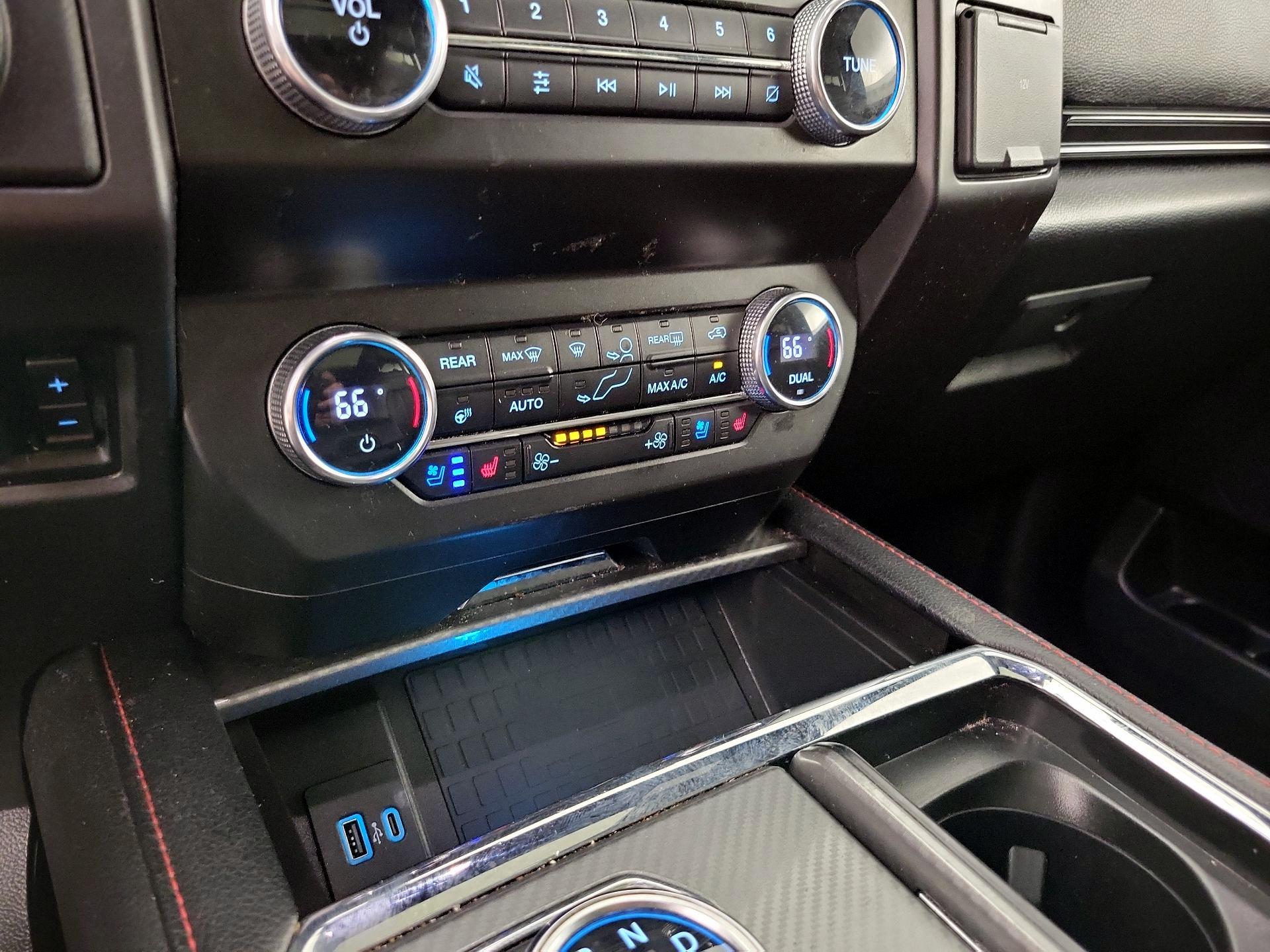 Thumbnail: 2021 Ford Expedition - 17