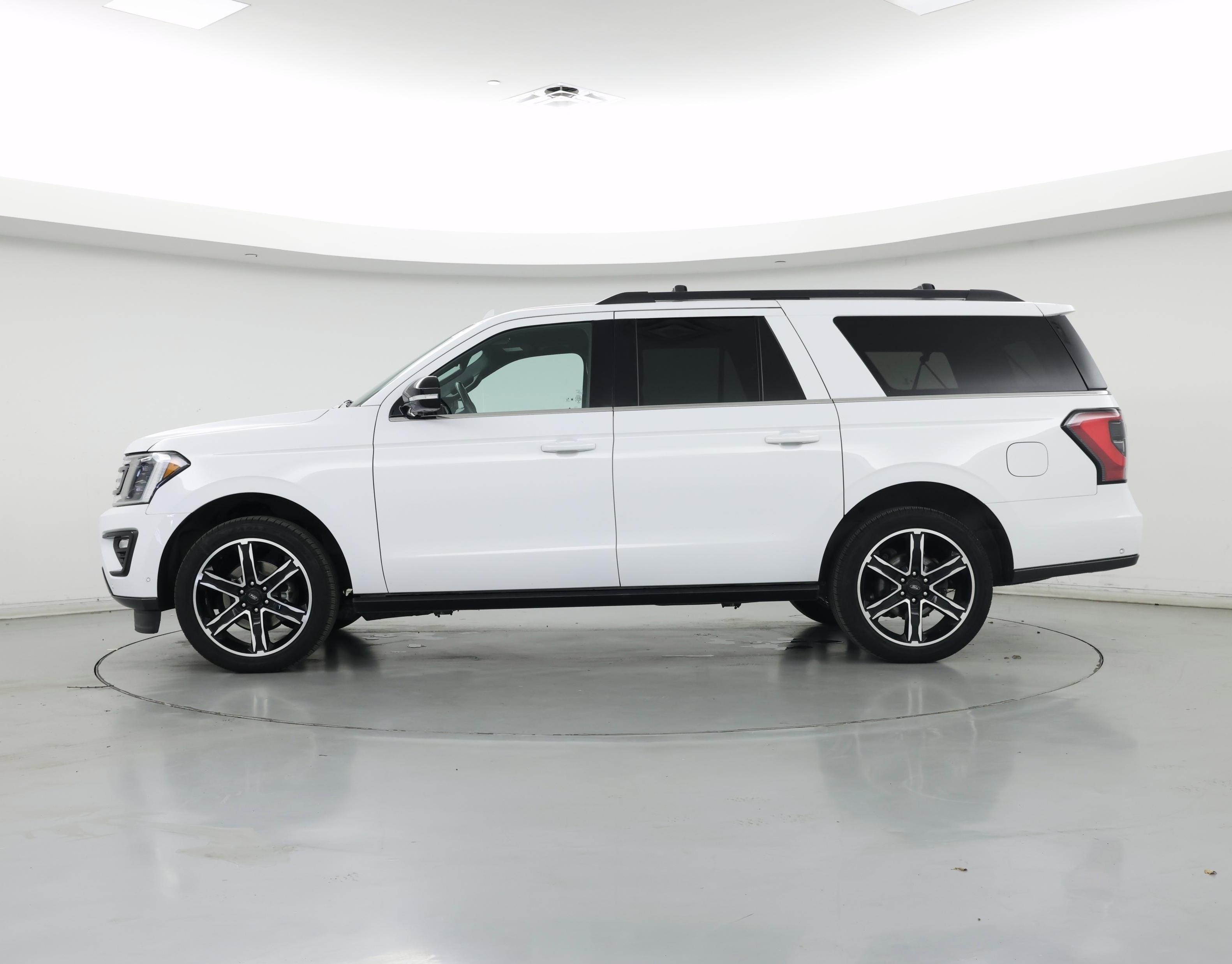 Thumbnail: 2021 Ford Expedition - 3