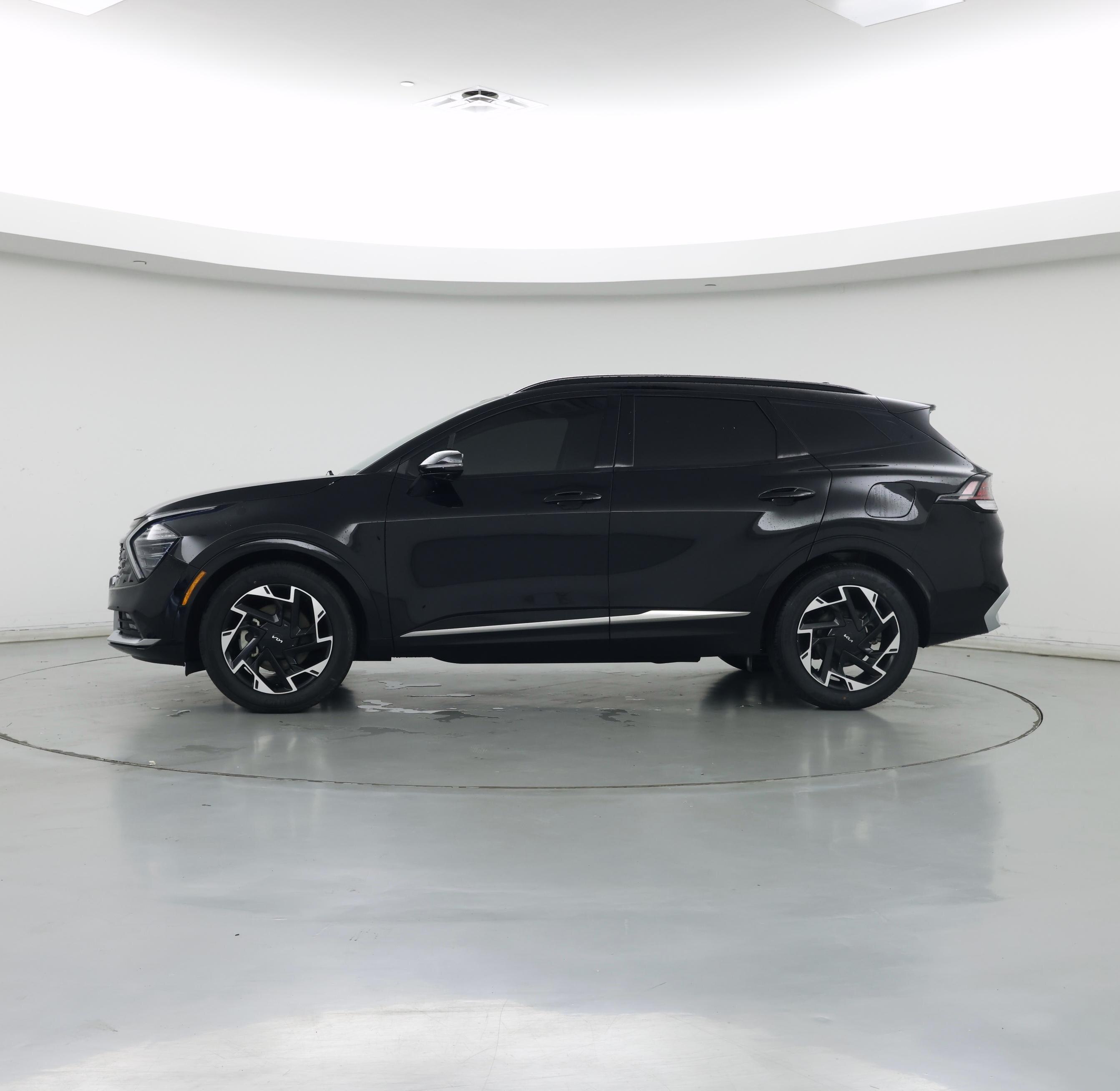 Thumbnail: 2023 Kia Sportage - 3