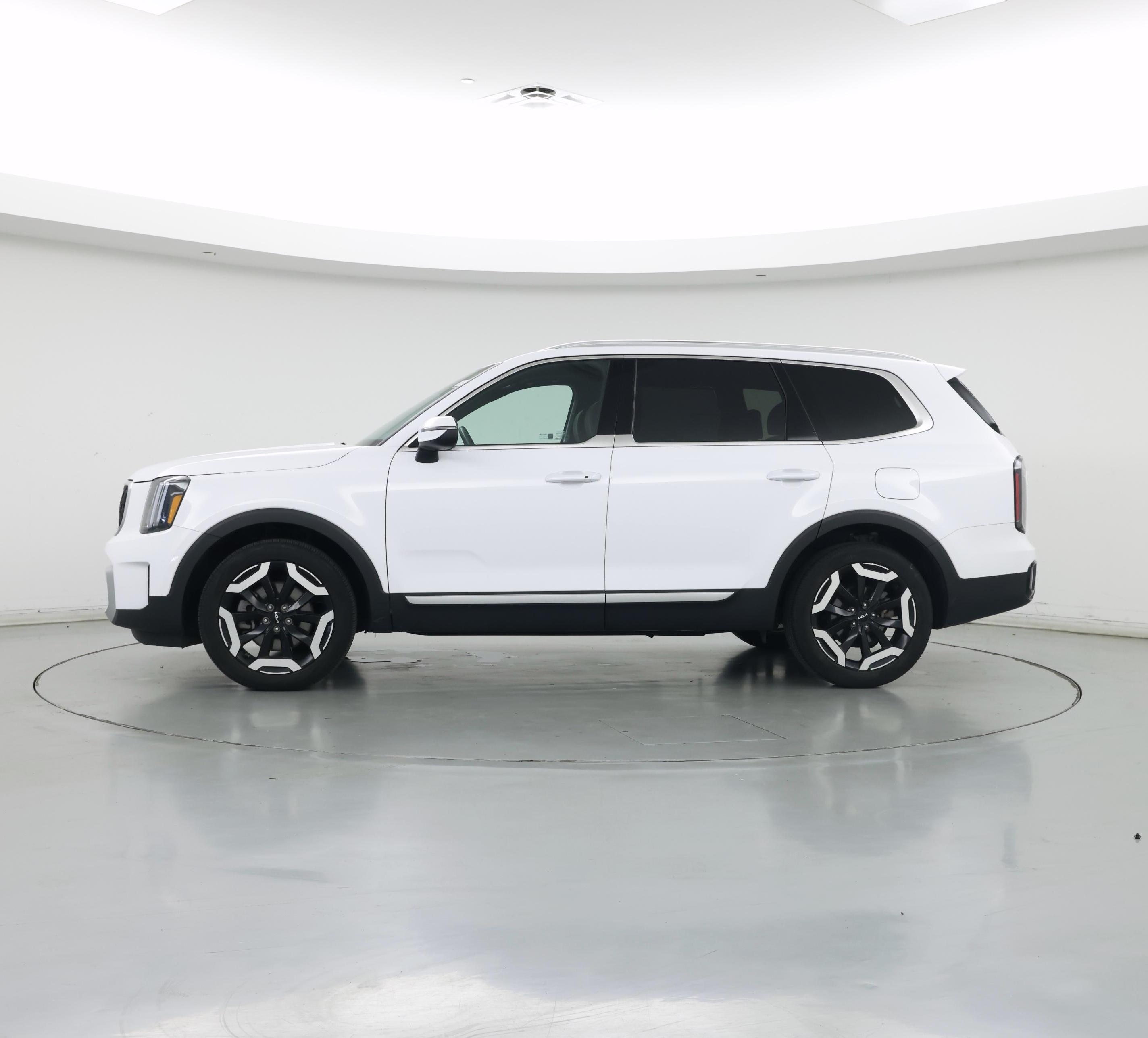 Thumbnail: 2024 Kia Telluride - 3
