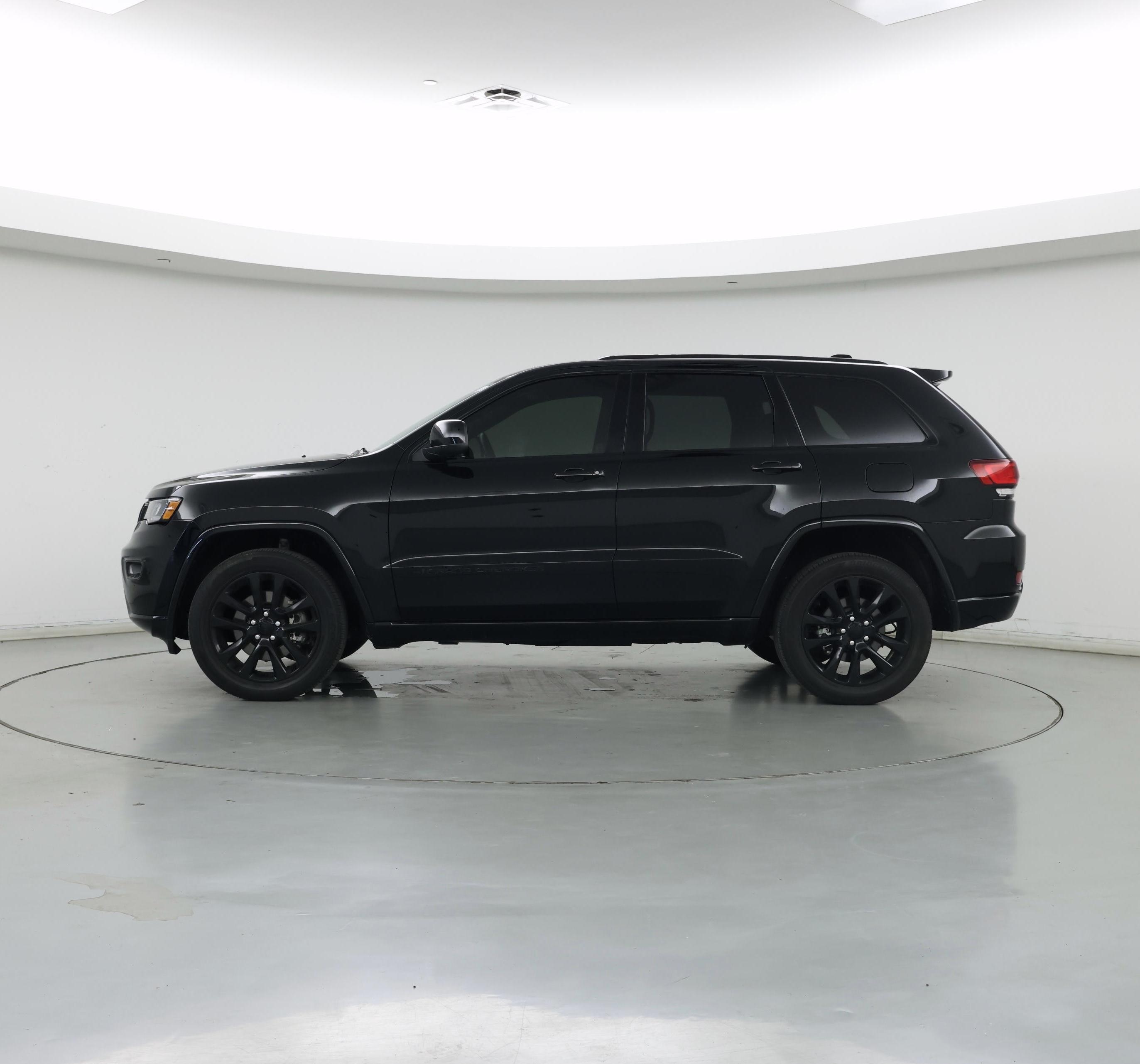 Thumbnail: 2022 Jeep Grand Cherokee - 3