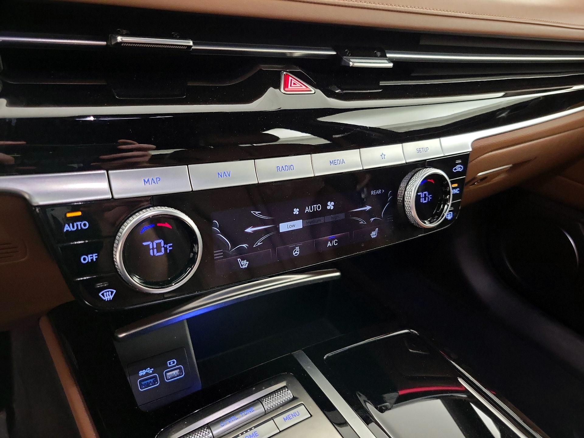 Thumbnail: 2021 Genesis G80 - 17
