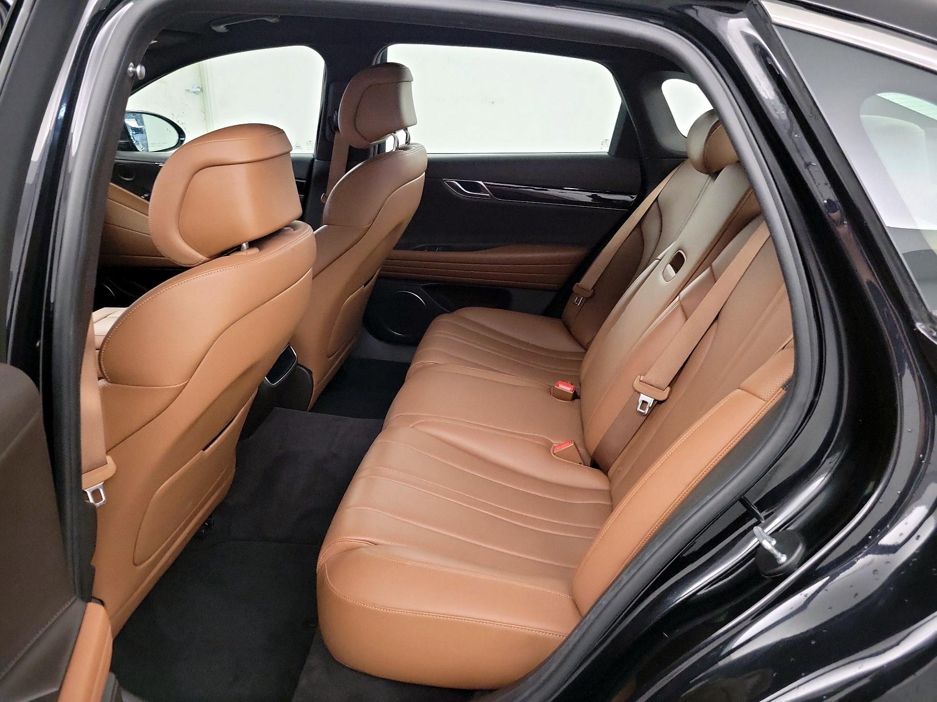 Thumbnail: 2021 Genesis G80 - 20