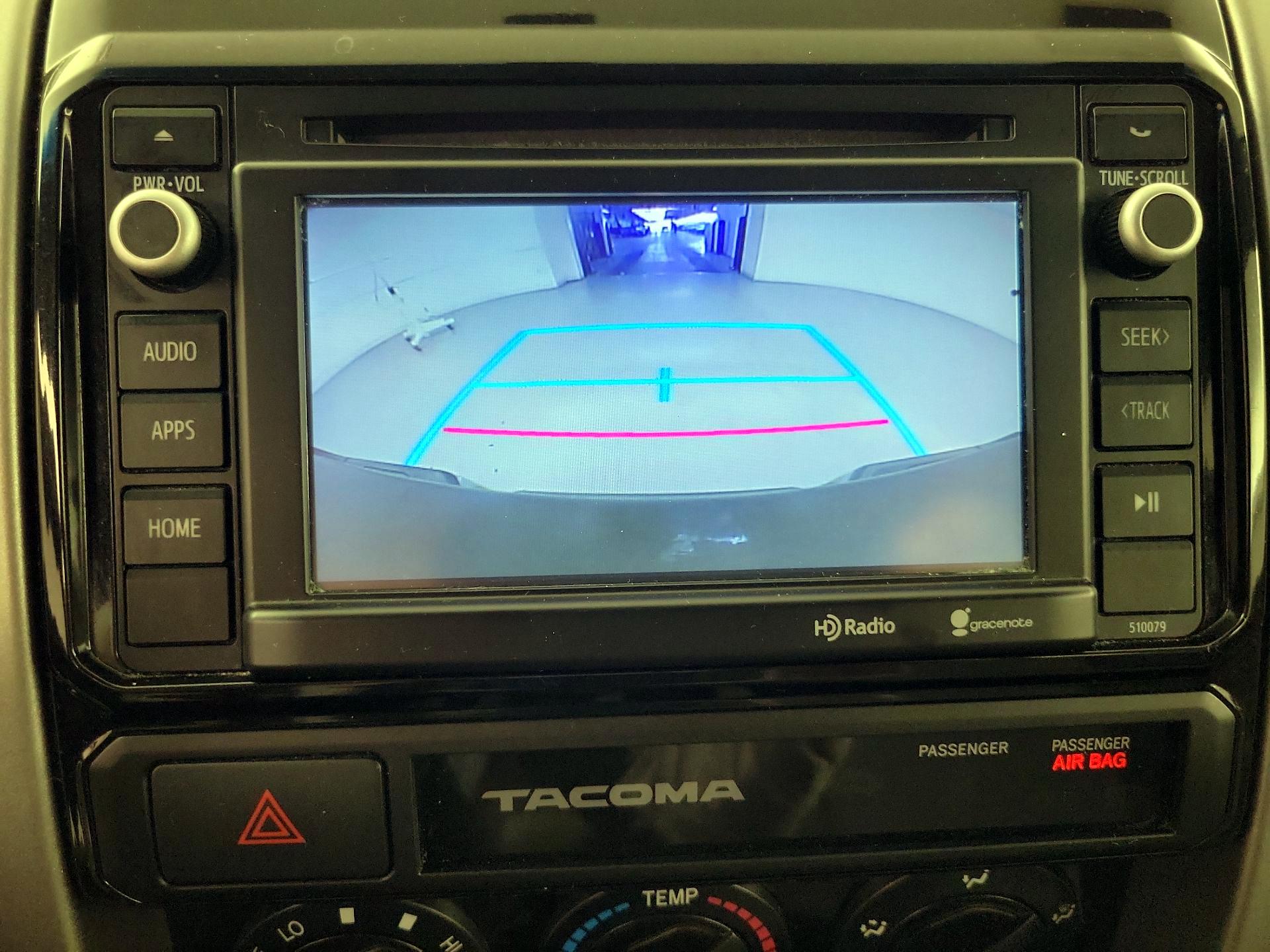 Thumbnail: 2015 Toyota Tacoma - 14