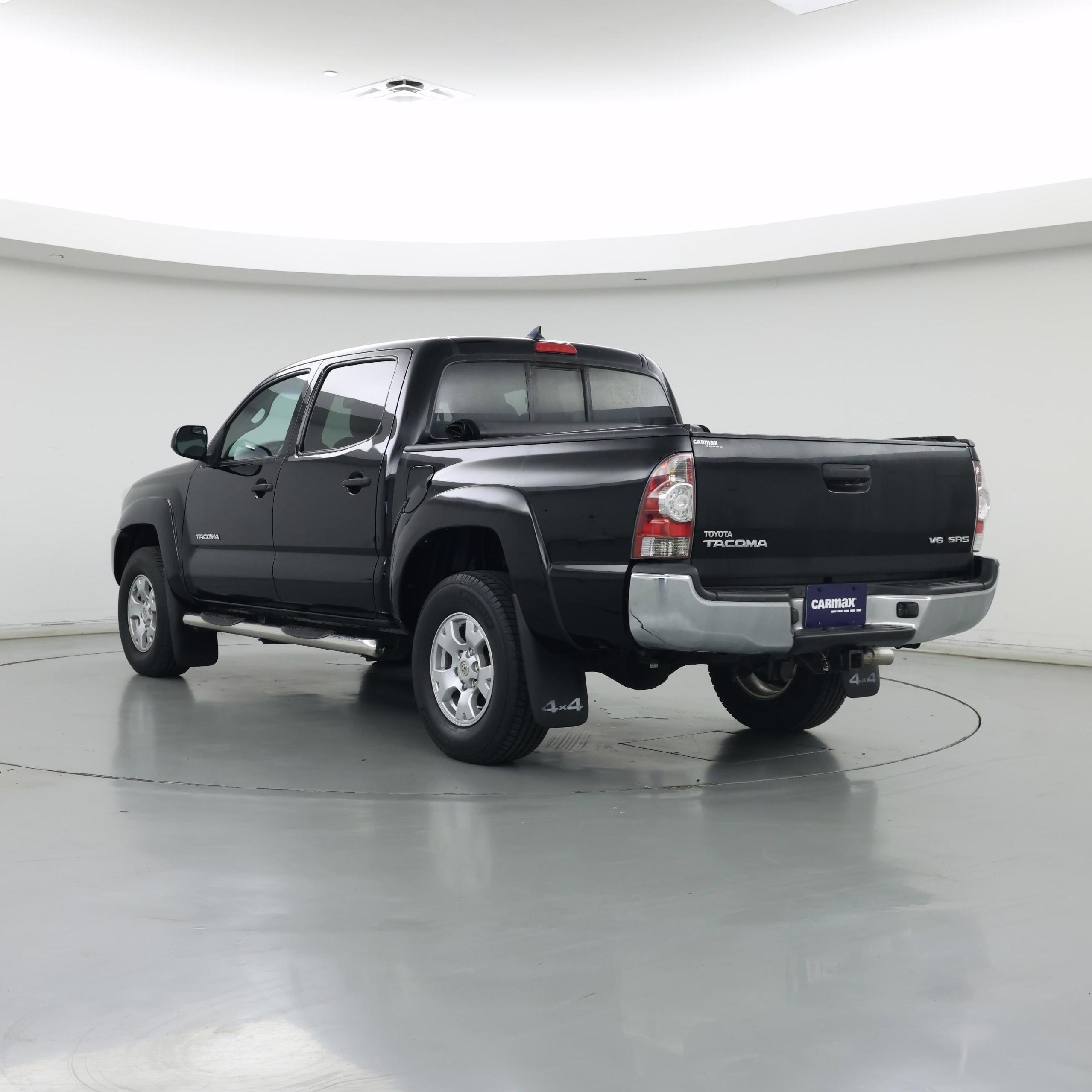 Thumbnail: 2015 Toyota Tacoma - 2