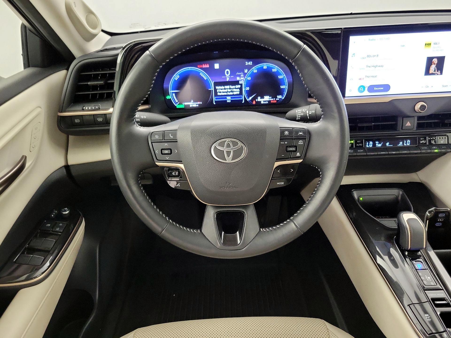 Thumbnail: 2024 Toyota Crown - 10