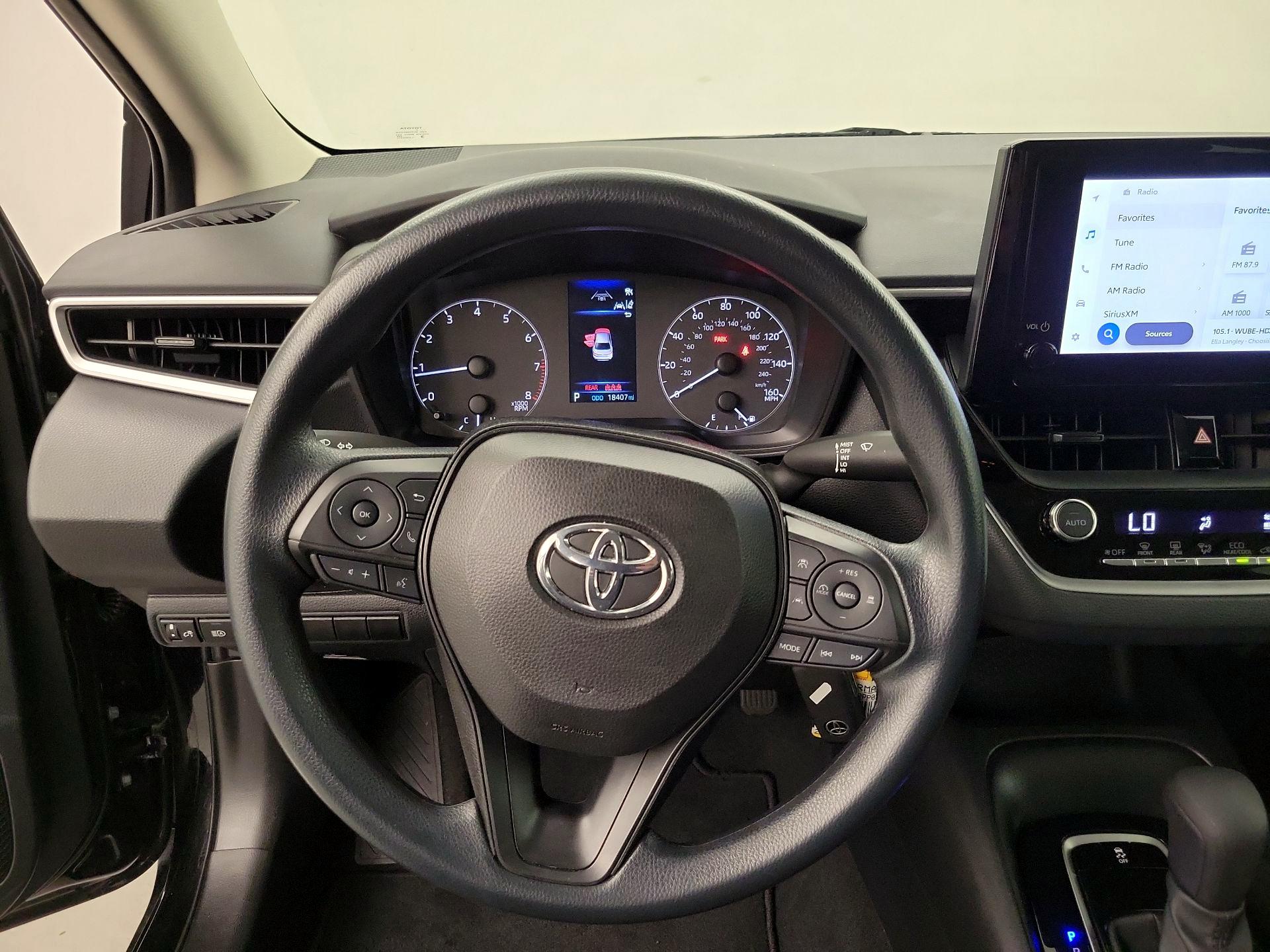 Thumbnail: 2023 Toyota Corolla - 10