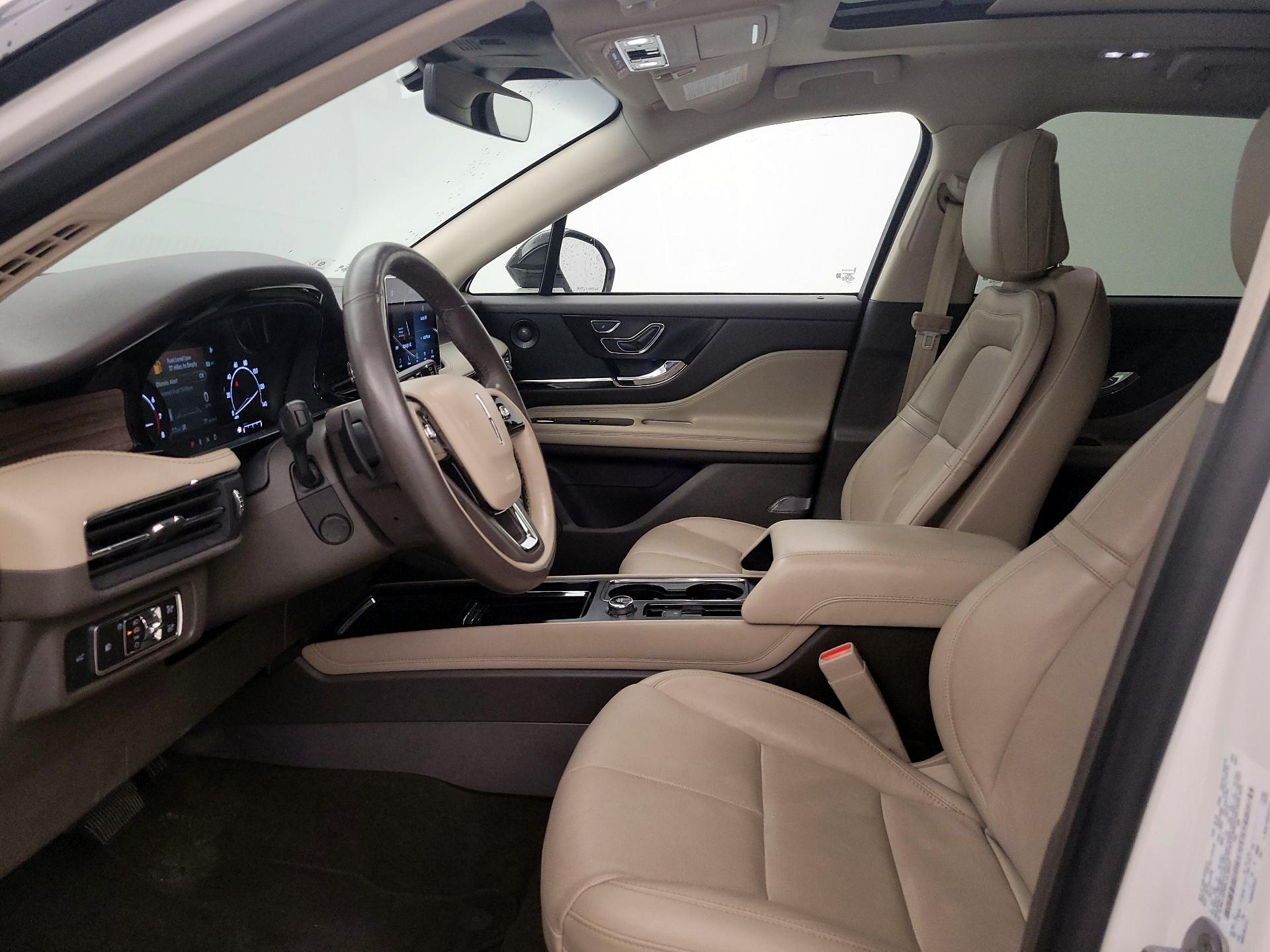 Thumbnail: 2020 Lincoln Corsair - 11