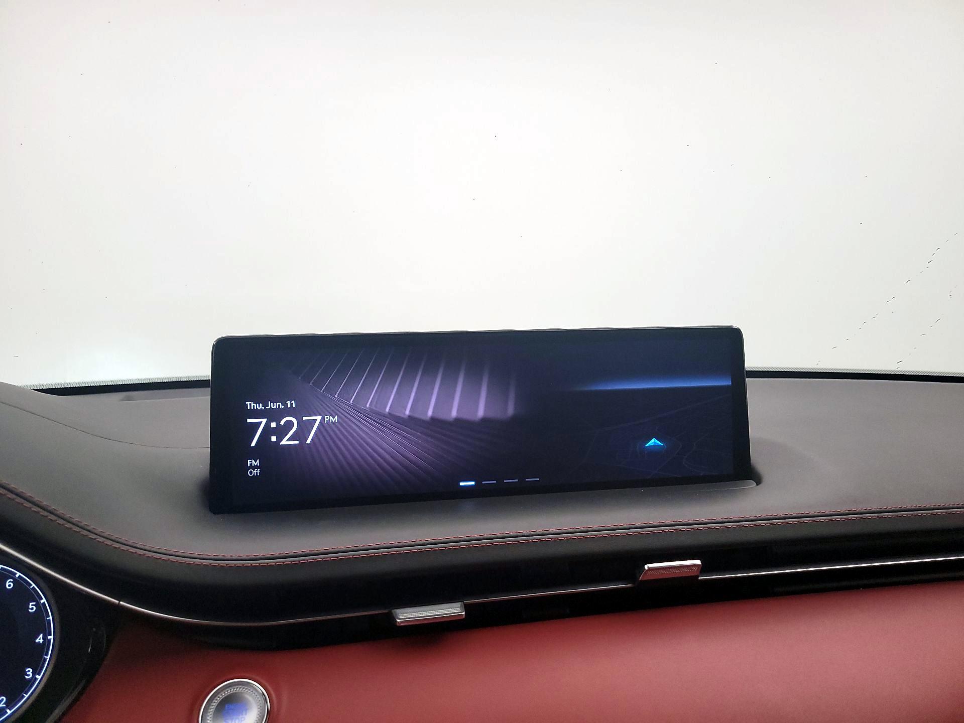 Thumbnail: 2022 Genesis GV70 - 16