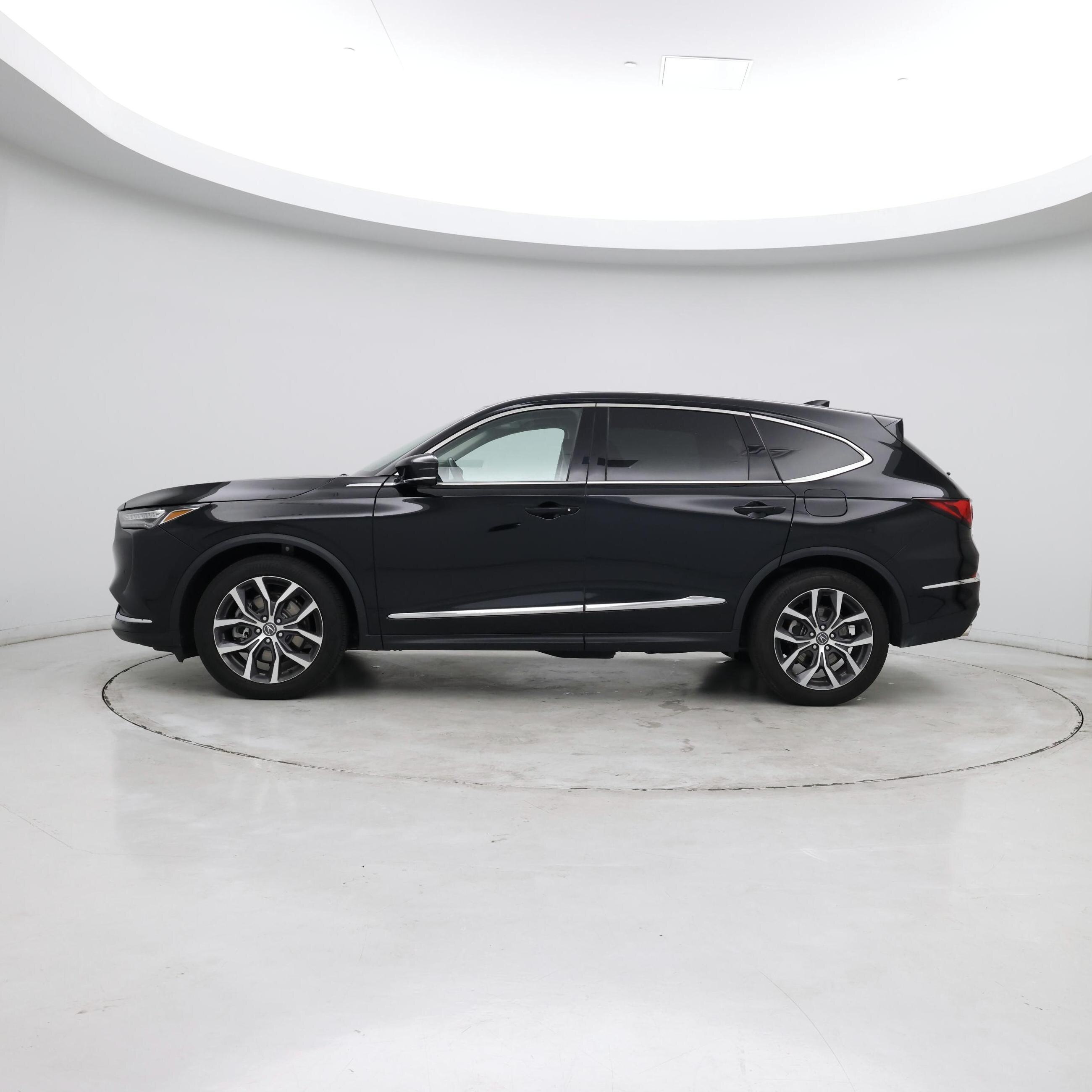 Thumbnail: 2022 Acura MDX - 2
