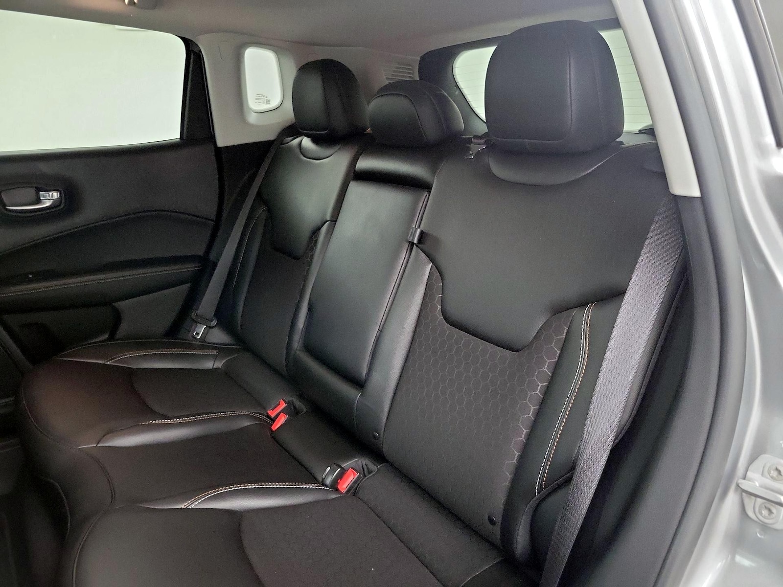 2021 Jeep Compass Latitude - Photo 18