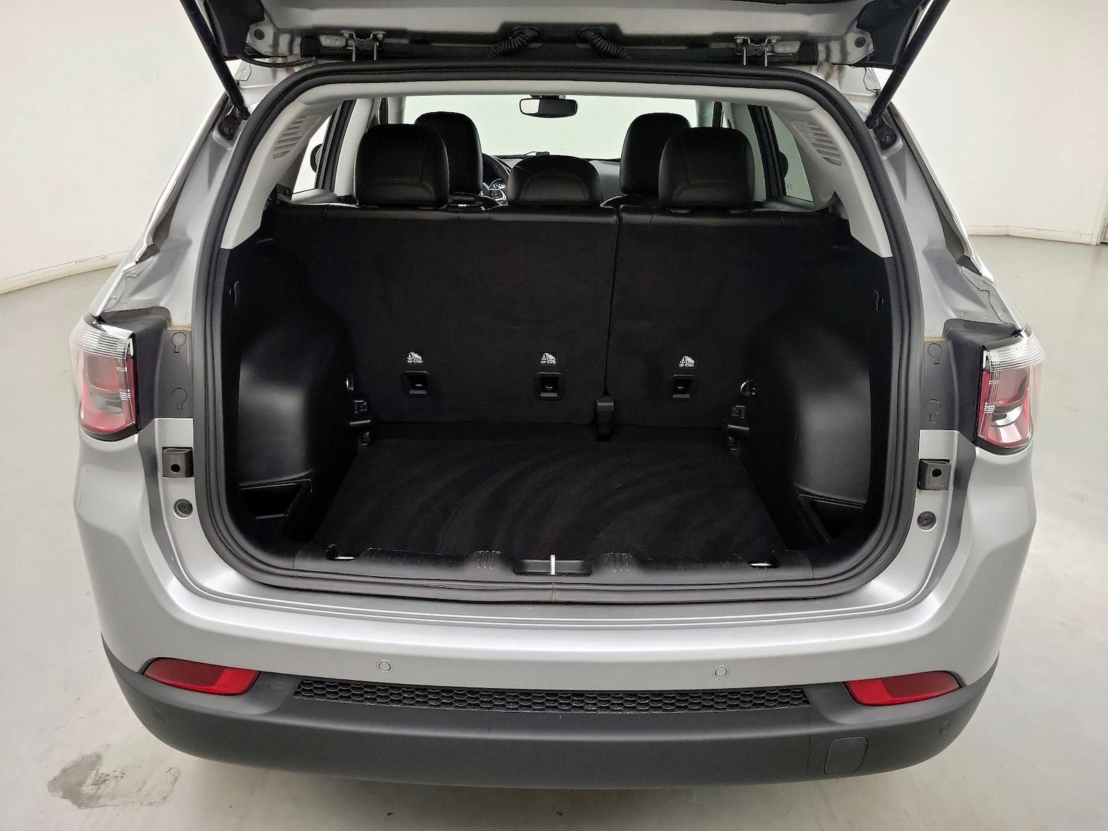 2021 Jeep Compass Latitude - Photo 19