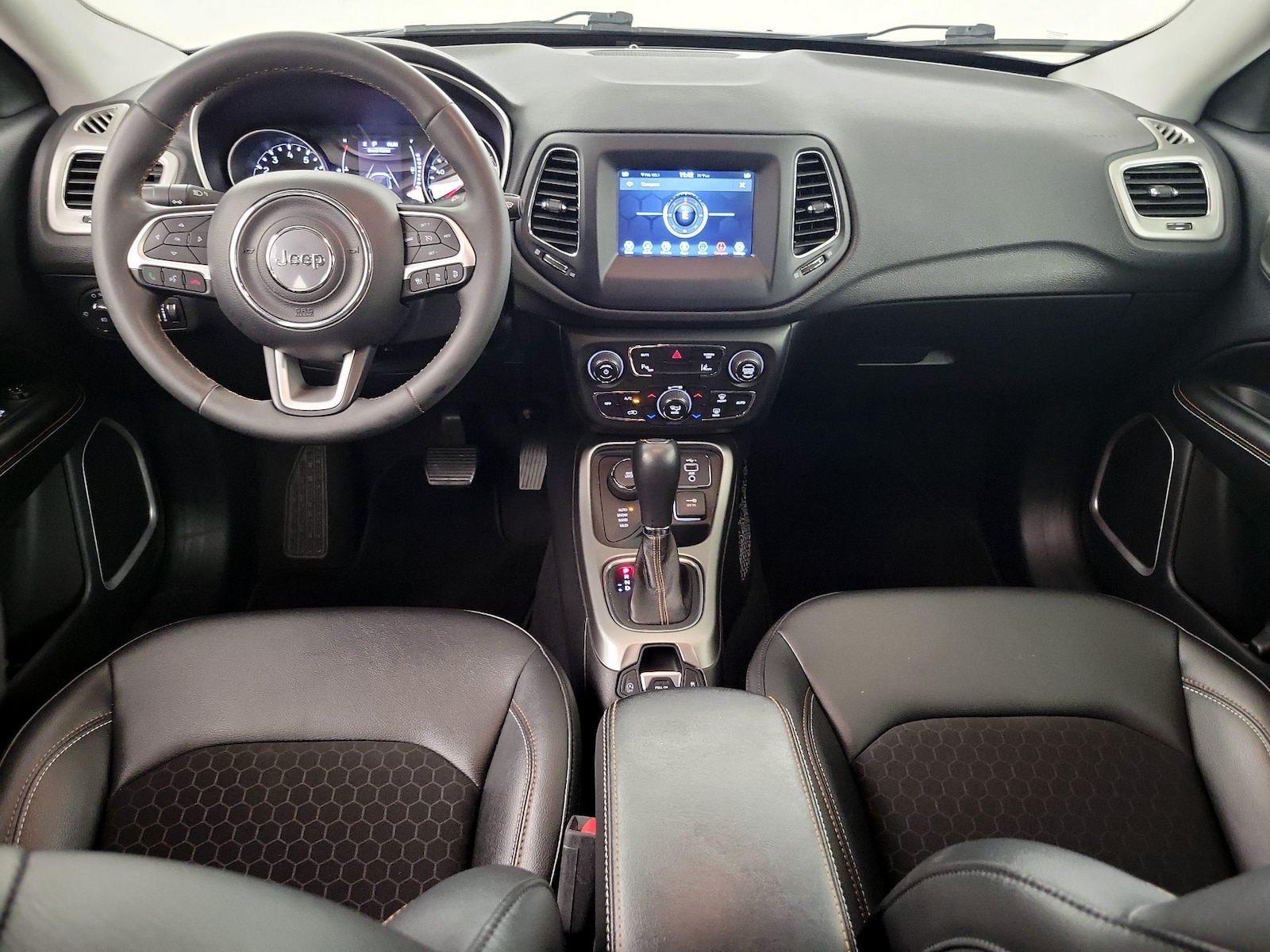 2021 Jeep Compass Latitude - Photo 8