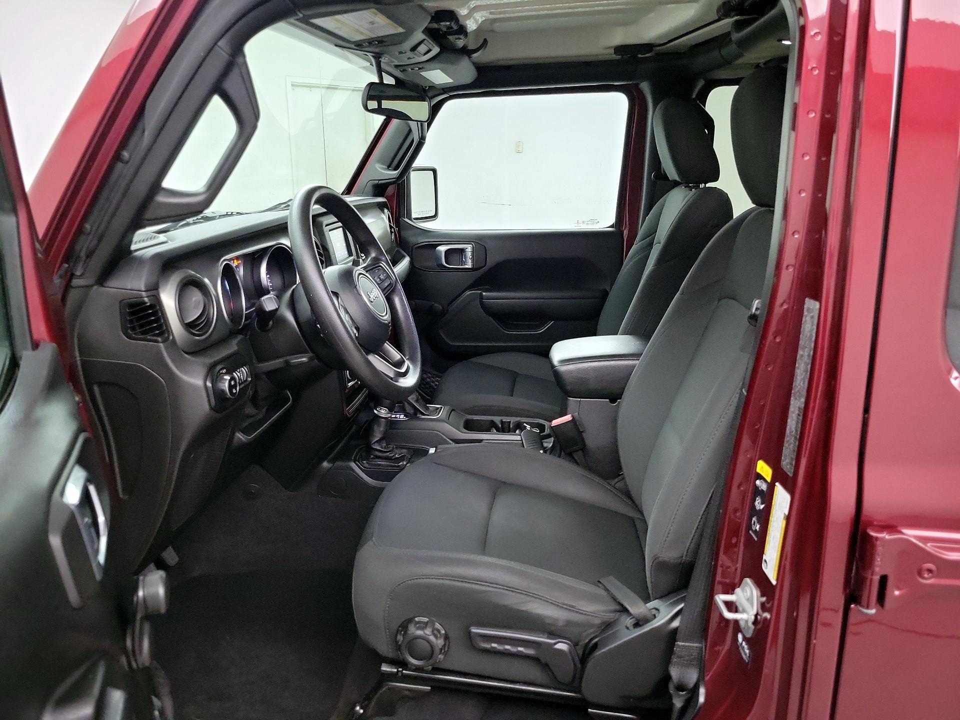 Thumbnail: 2021 Jeep Gladiator - 9