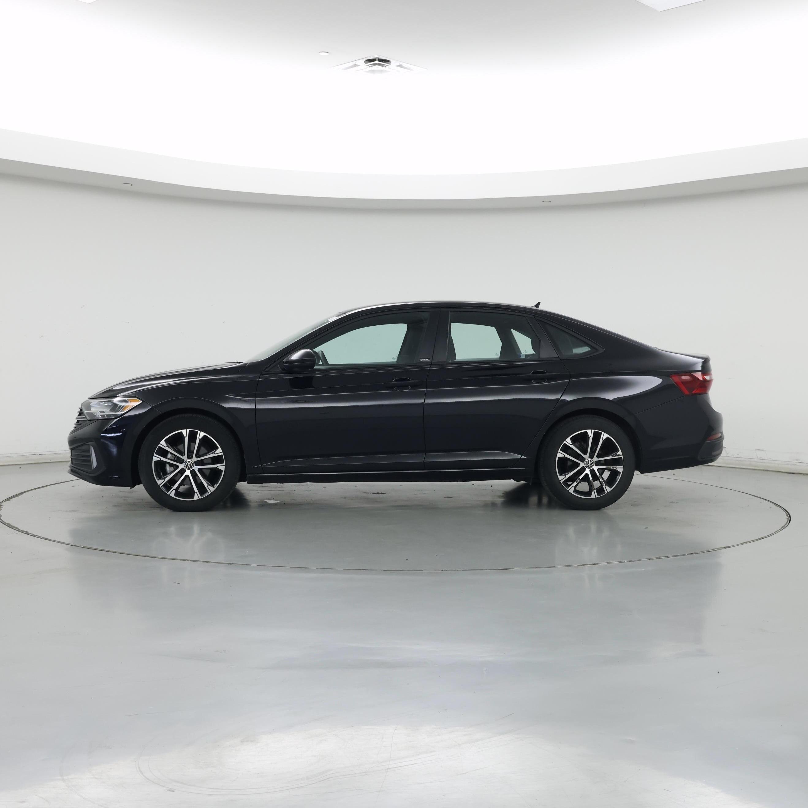 Thumbnail: 2024 Volkswagen Jetta - 3