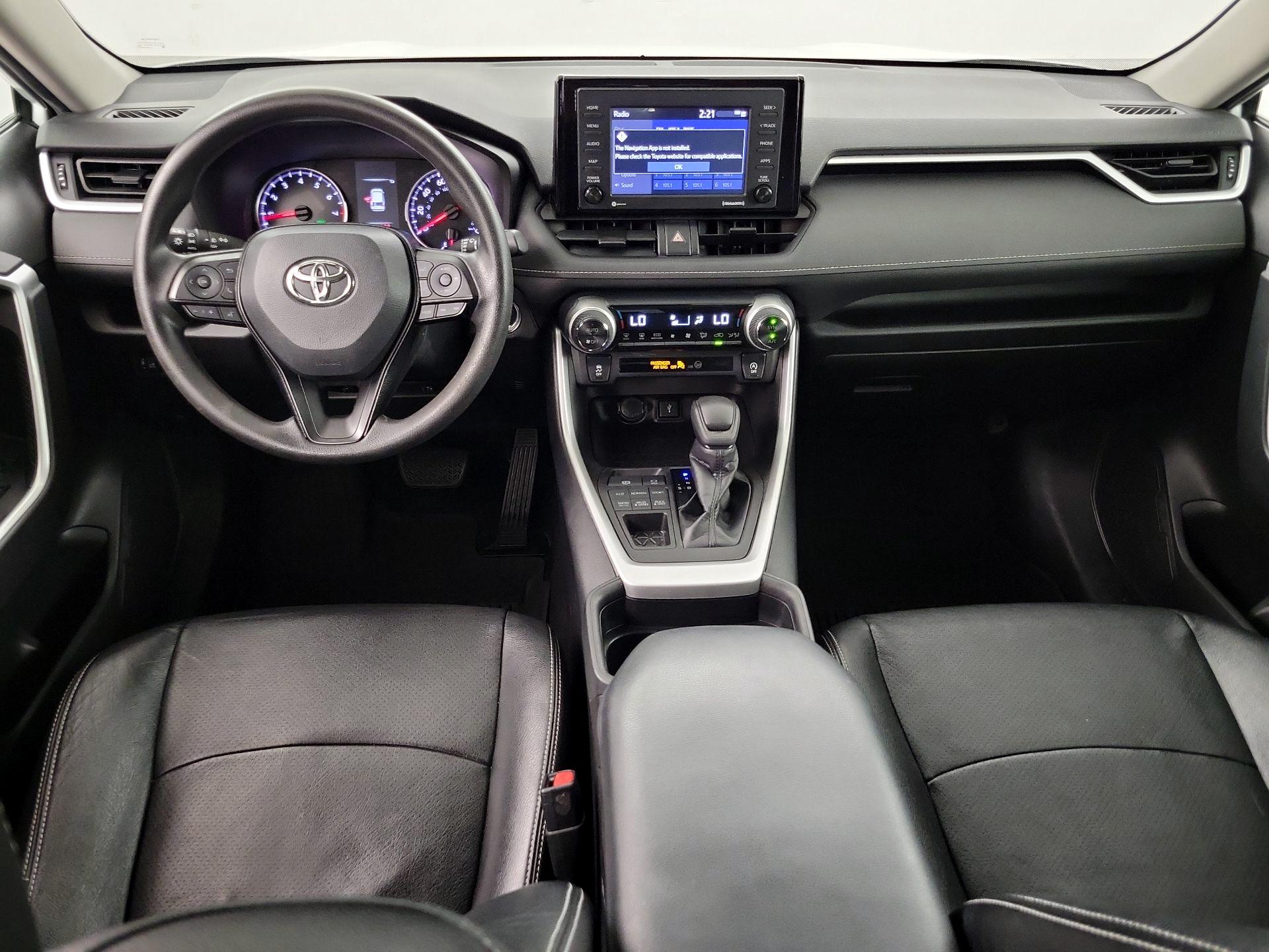Thumbnail: 2021 Toyota RAV4 - 9
