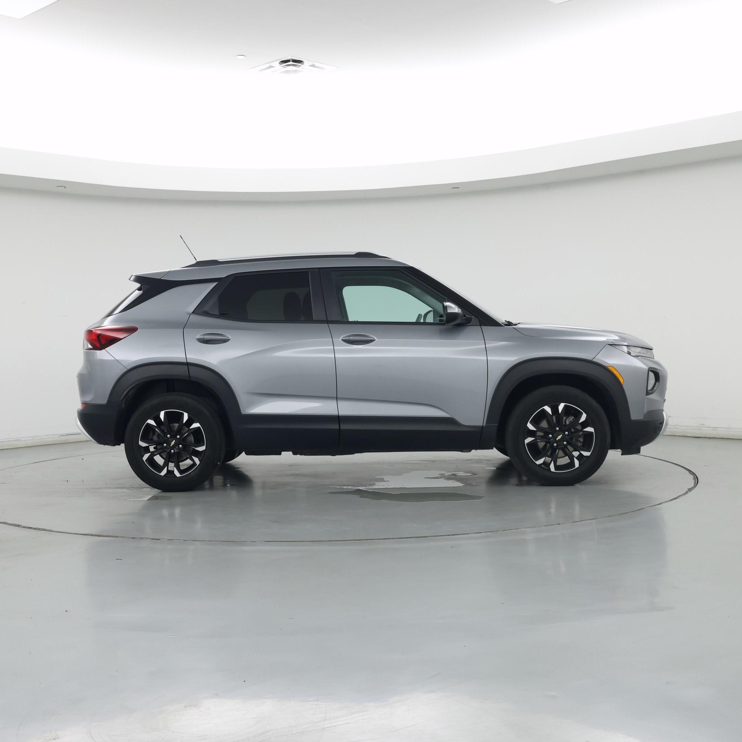 Thumbnail: 2023 Chevrolet TrailBlazer - 7