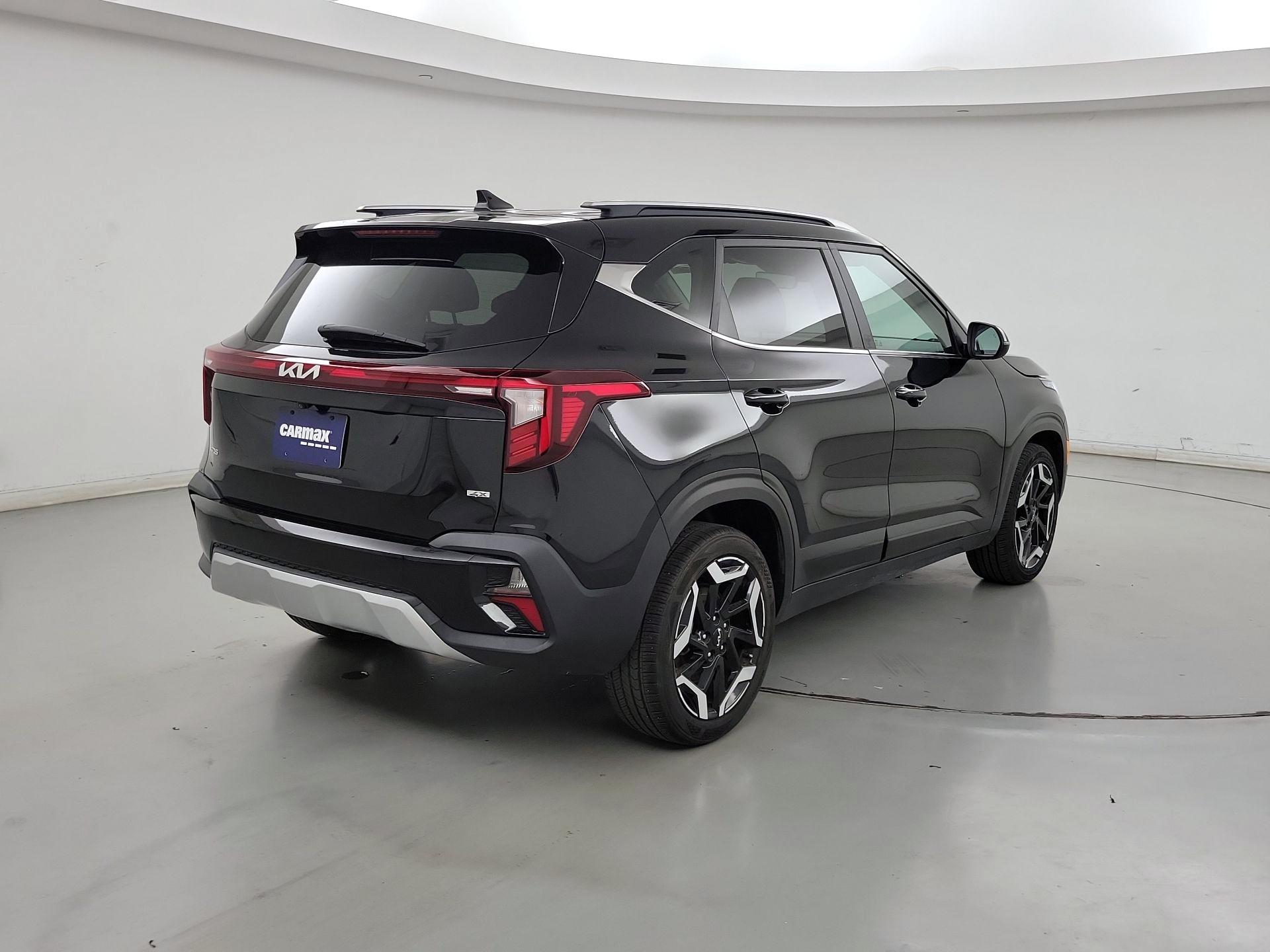 Thumbnail: 2024 Kia Seltos - 5
